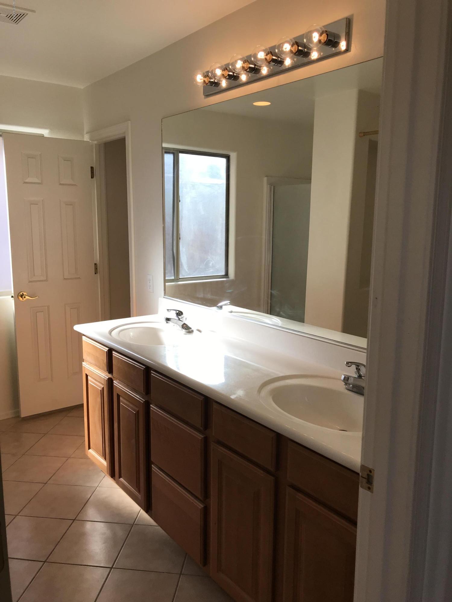 Rancho Del Lago (1-100) - Residential Lease