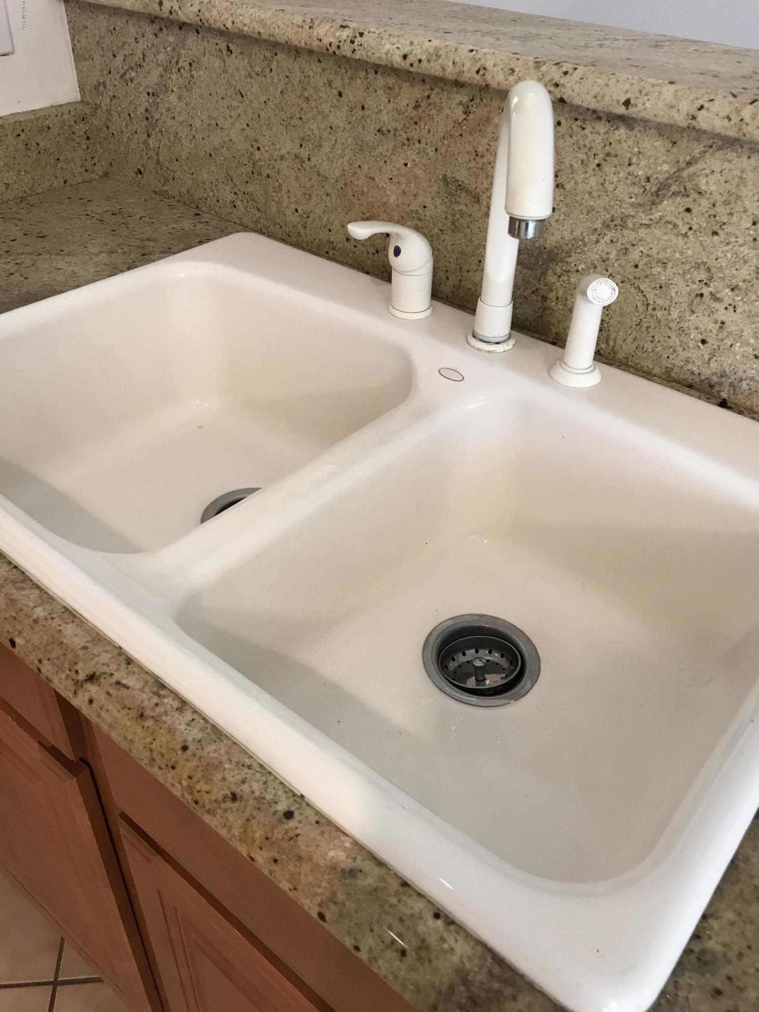Rancho Del Lago (1-100) - Residential Lease