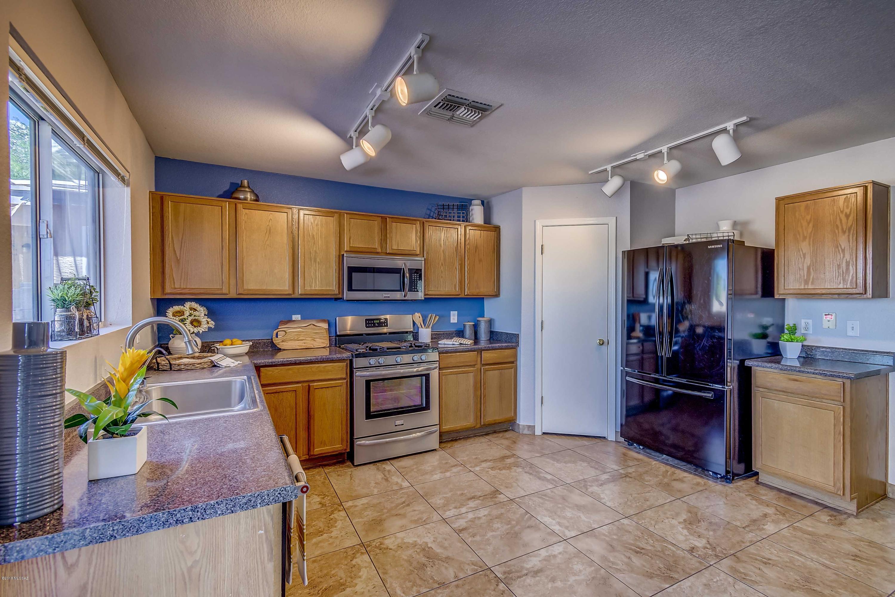 El Rio At Continental Ranch (1-102) - Residential