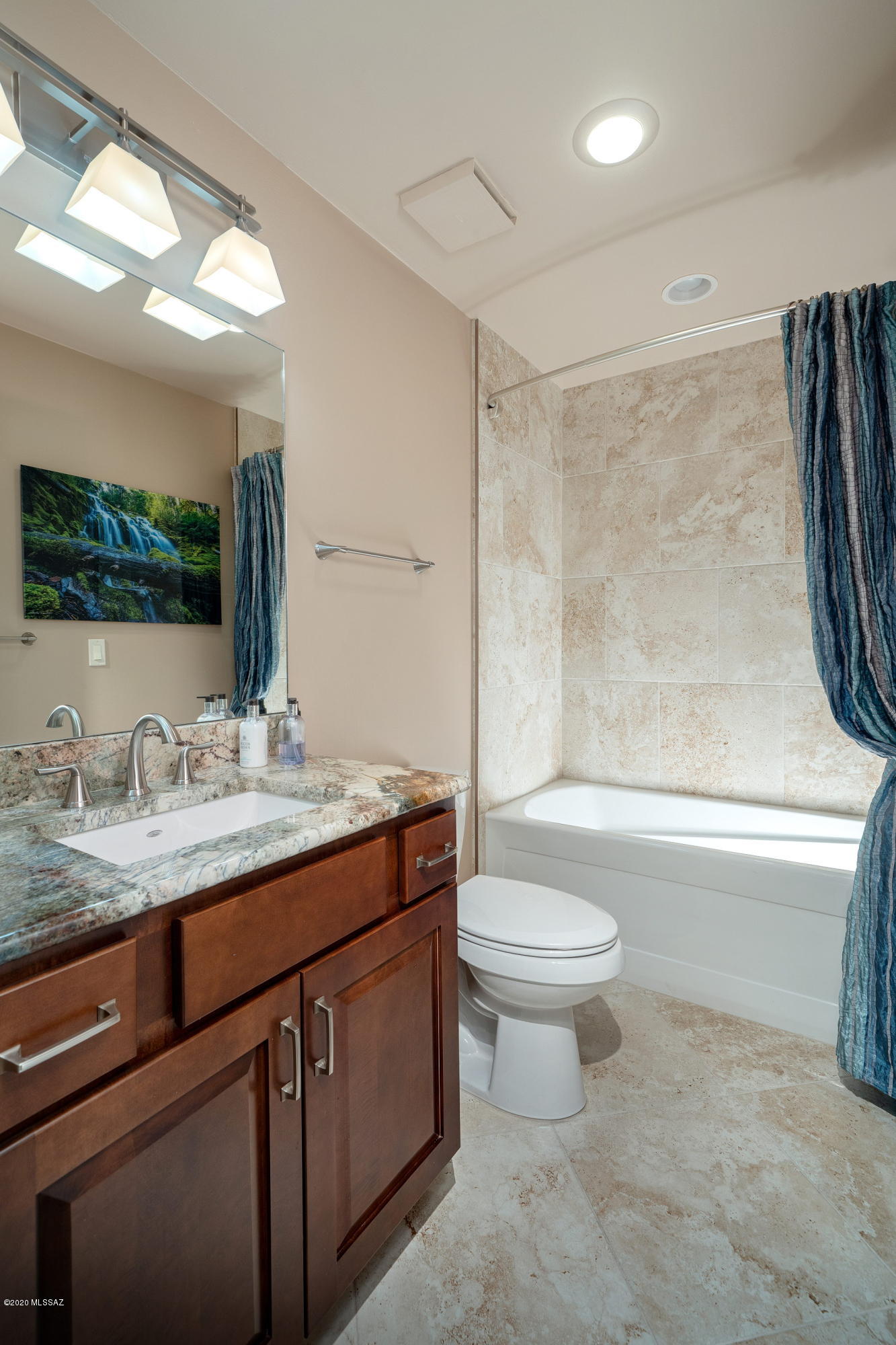 El Diamante Townhomes (1-15) - Residential