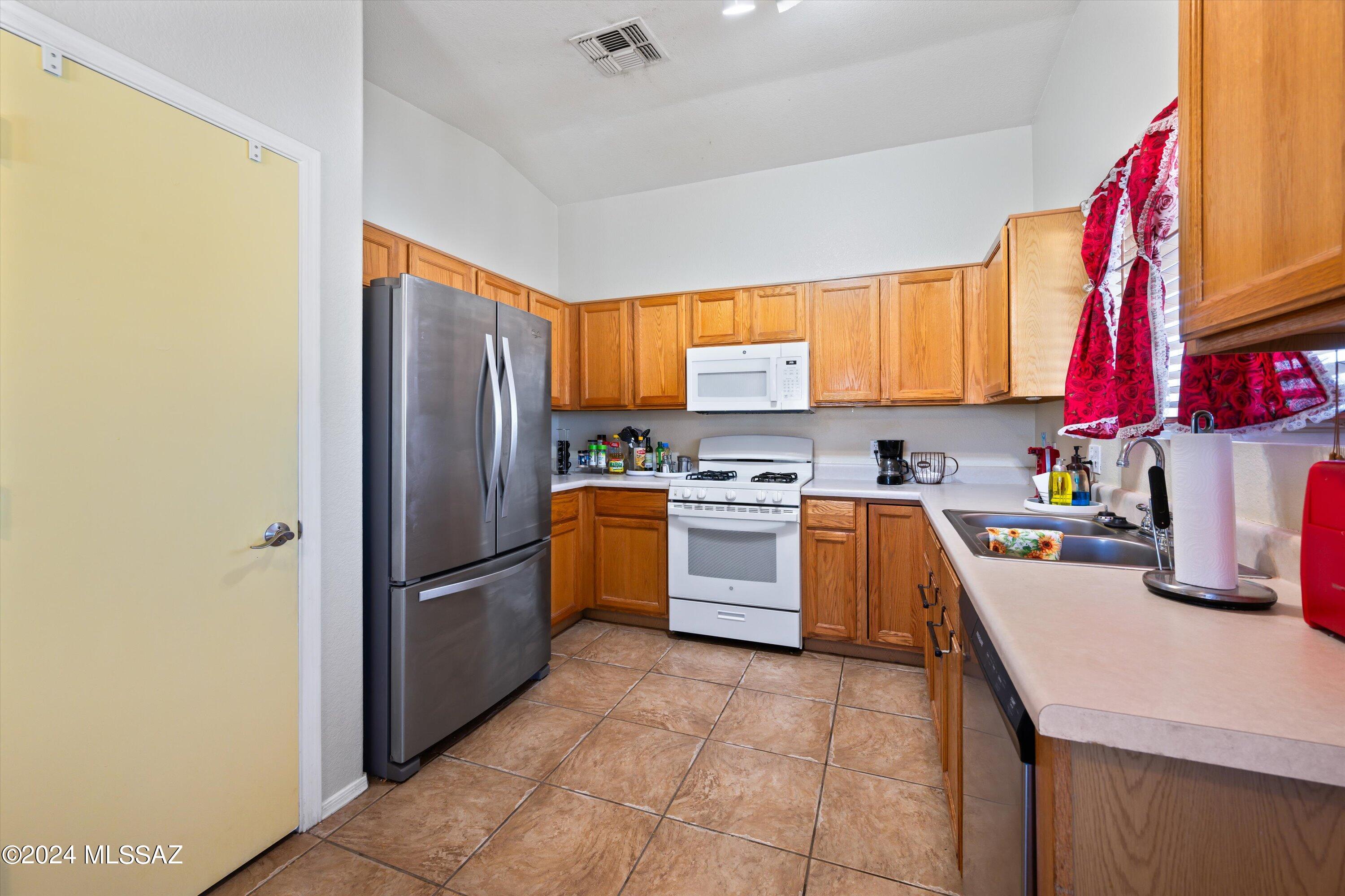 Fairway Groves At Wingate - Residential