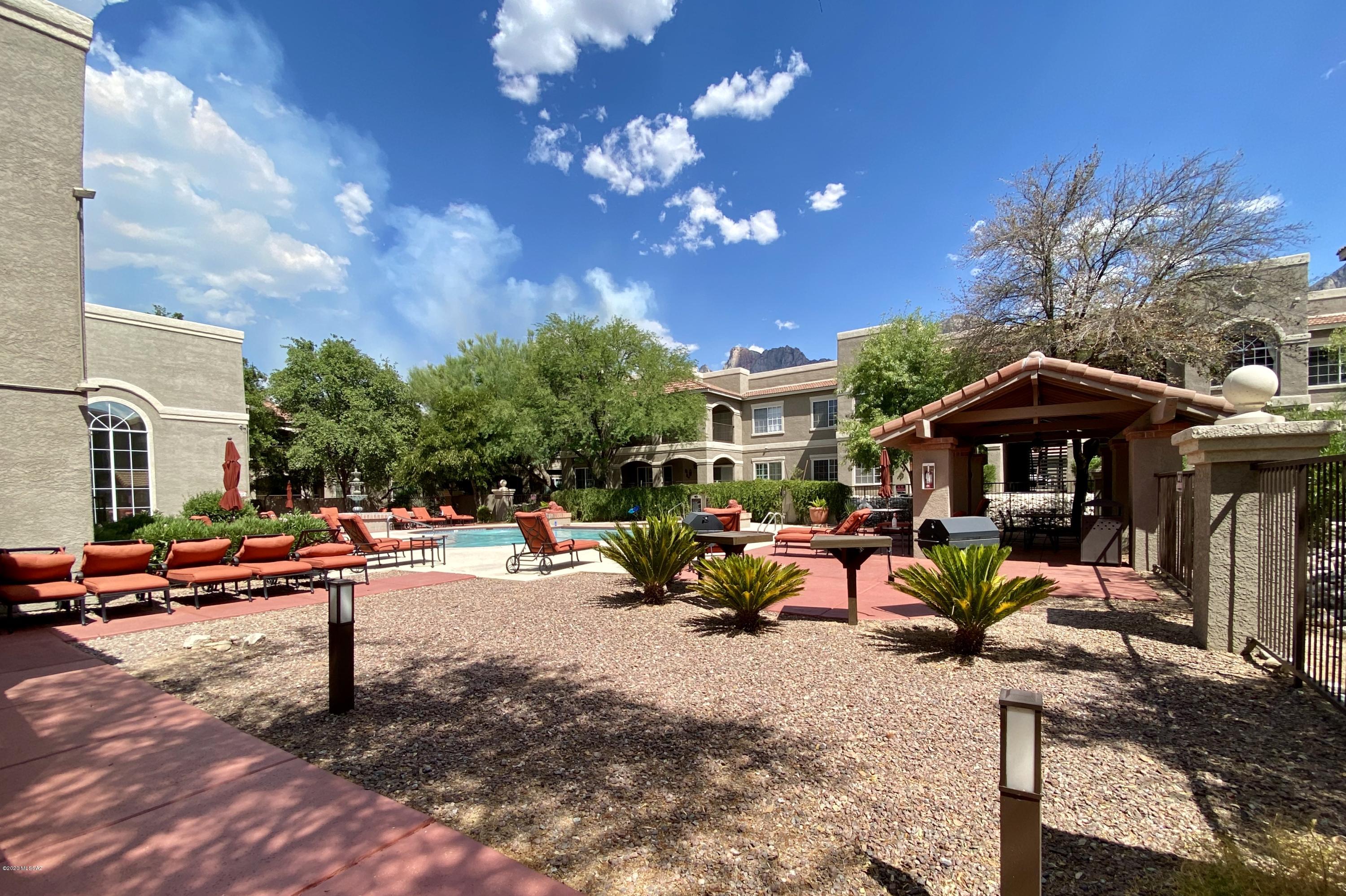 The Boulders at La Reserve Condominiums - Residential