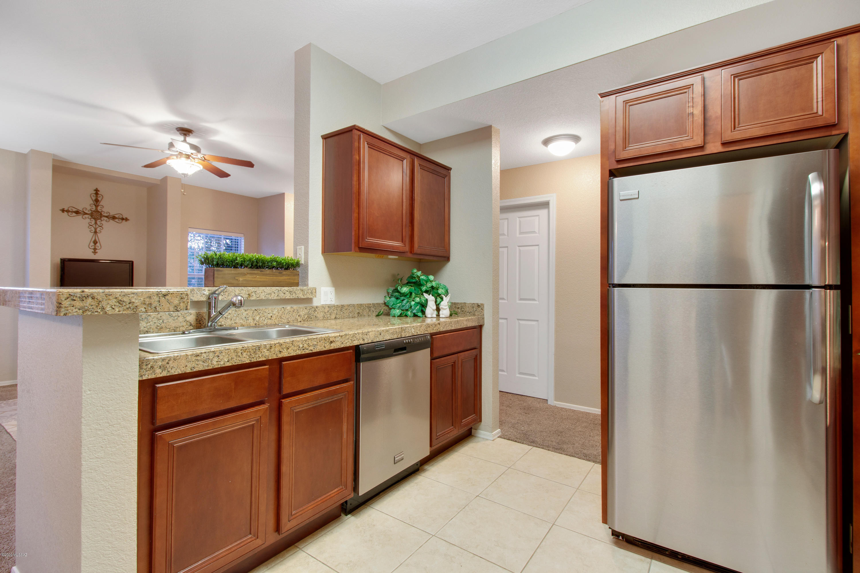 The Boulders at La Reserve Condominiums - Residential