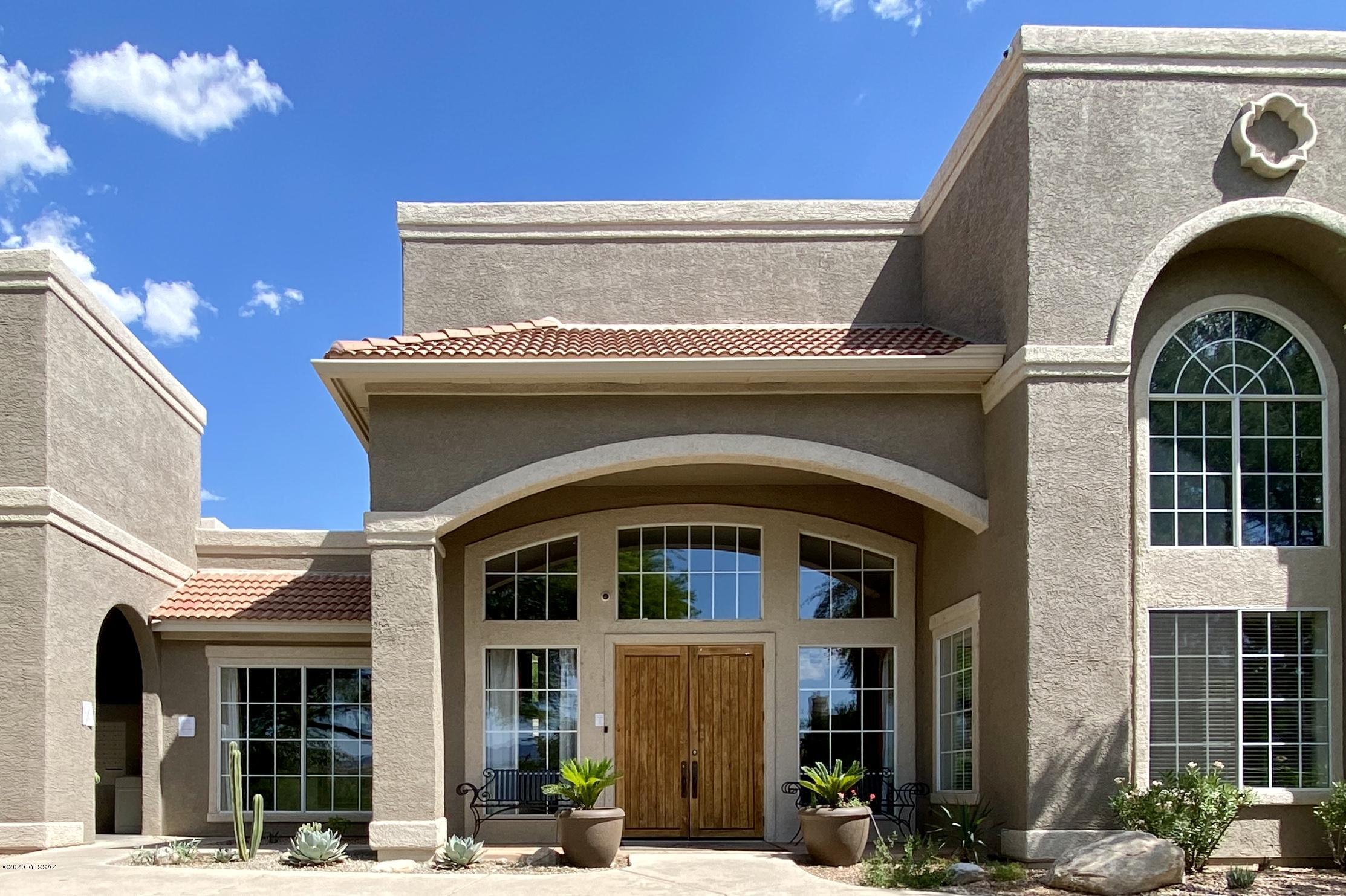The Boulders at La Reserve Condominiums - Residential