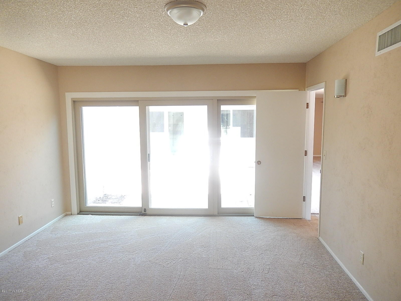 Rolling Hills Towne House - Residential