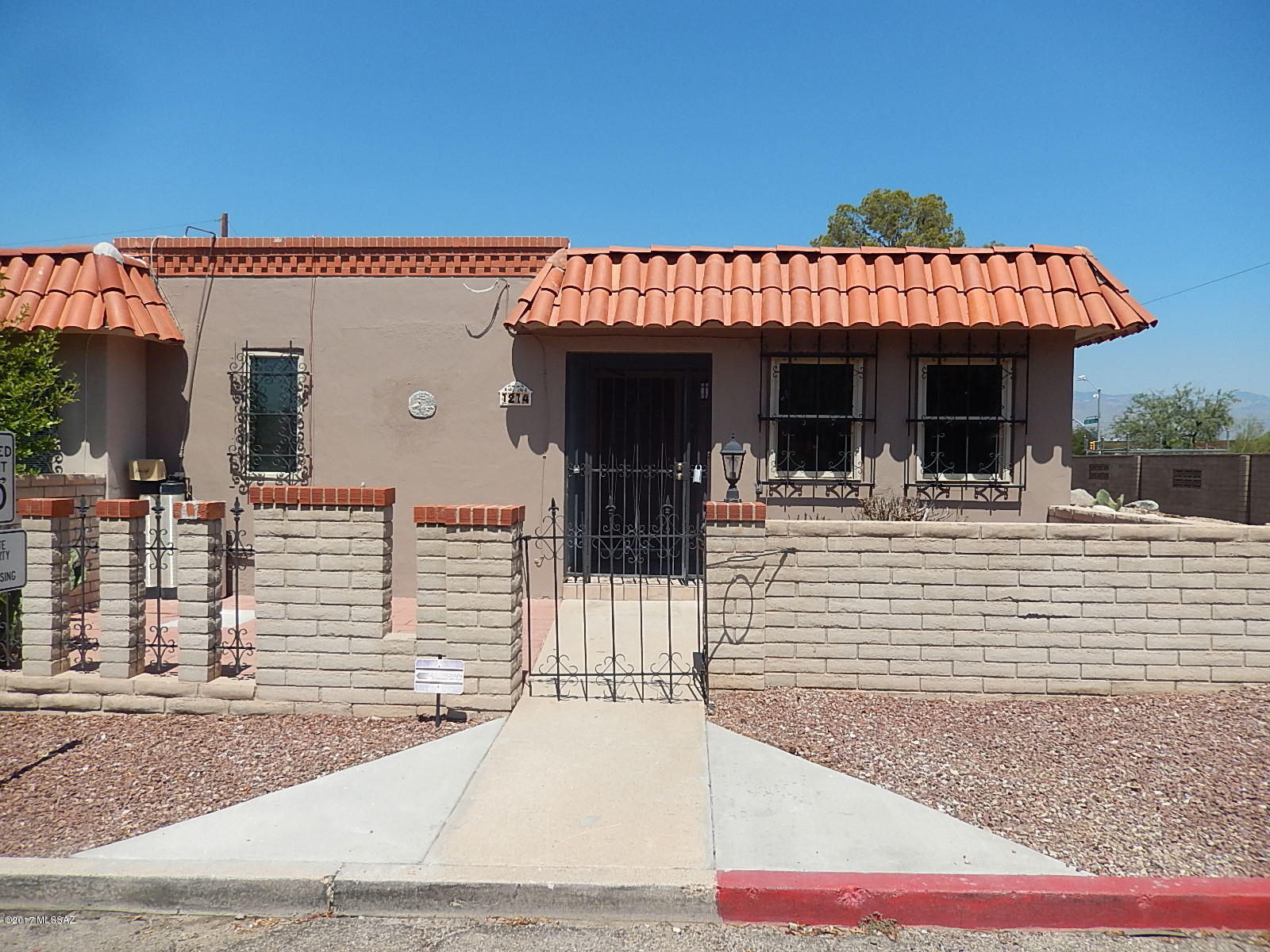 Rolling Hills Towne House - Residential