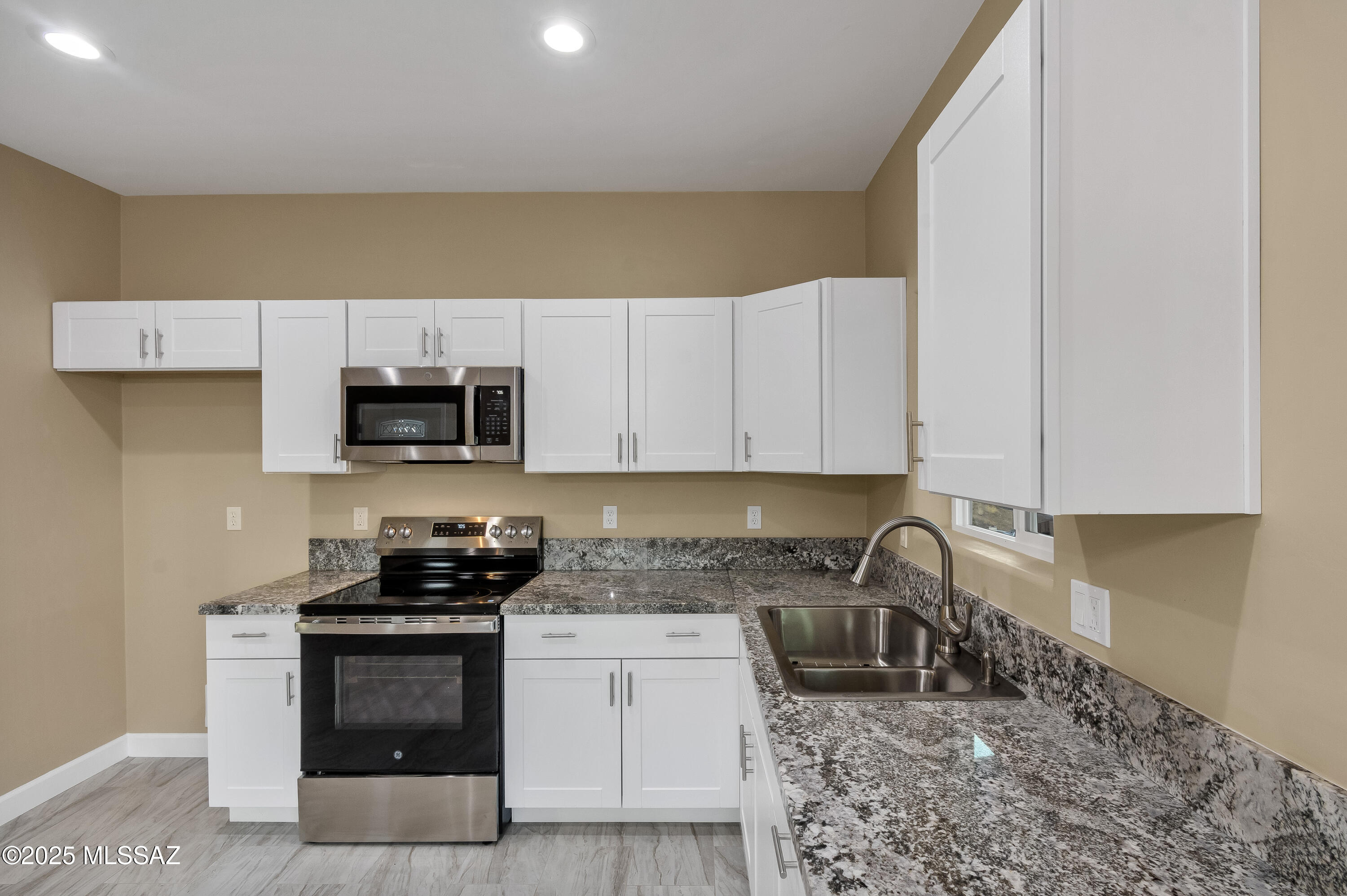 Rio Rico Ranchettes 3 - Residential