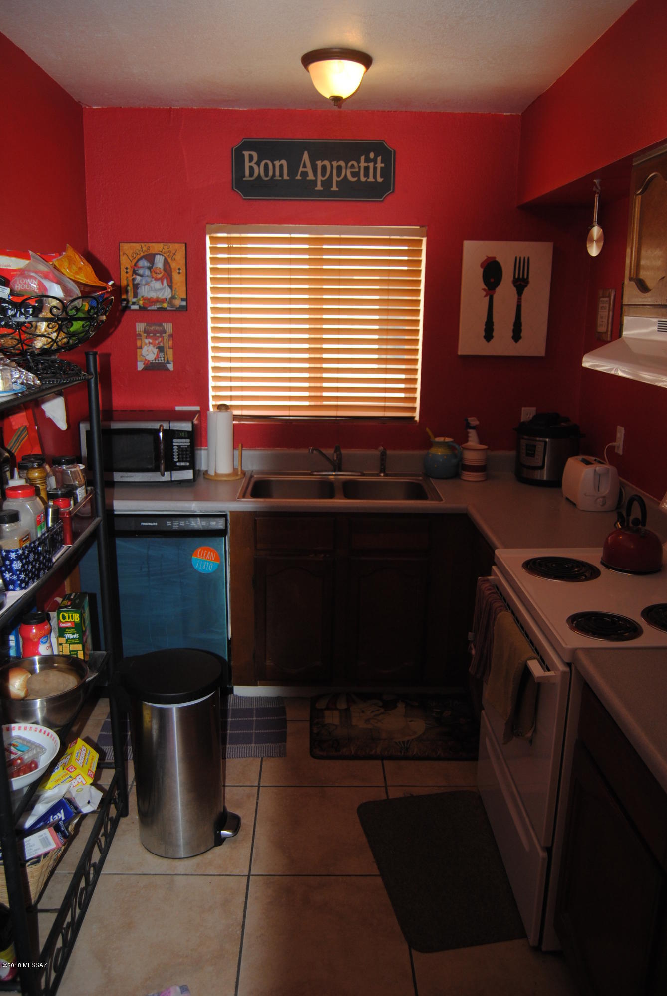 Belle-Capri (1-18) - Residential