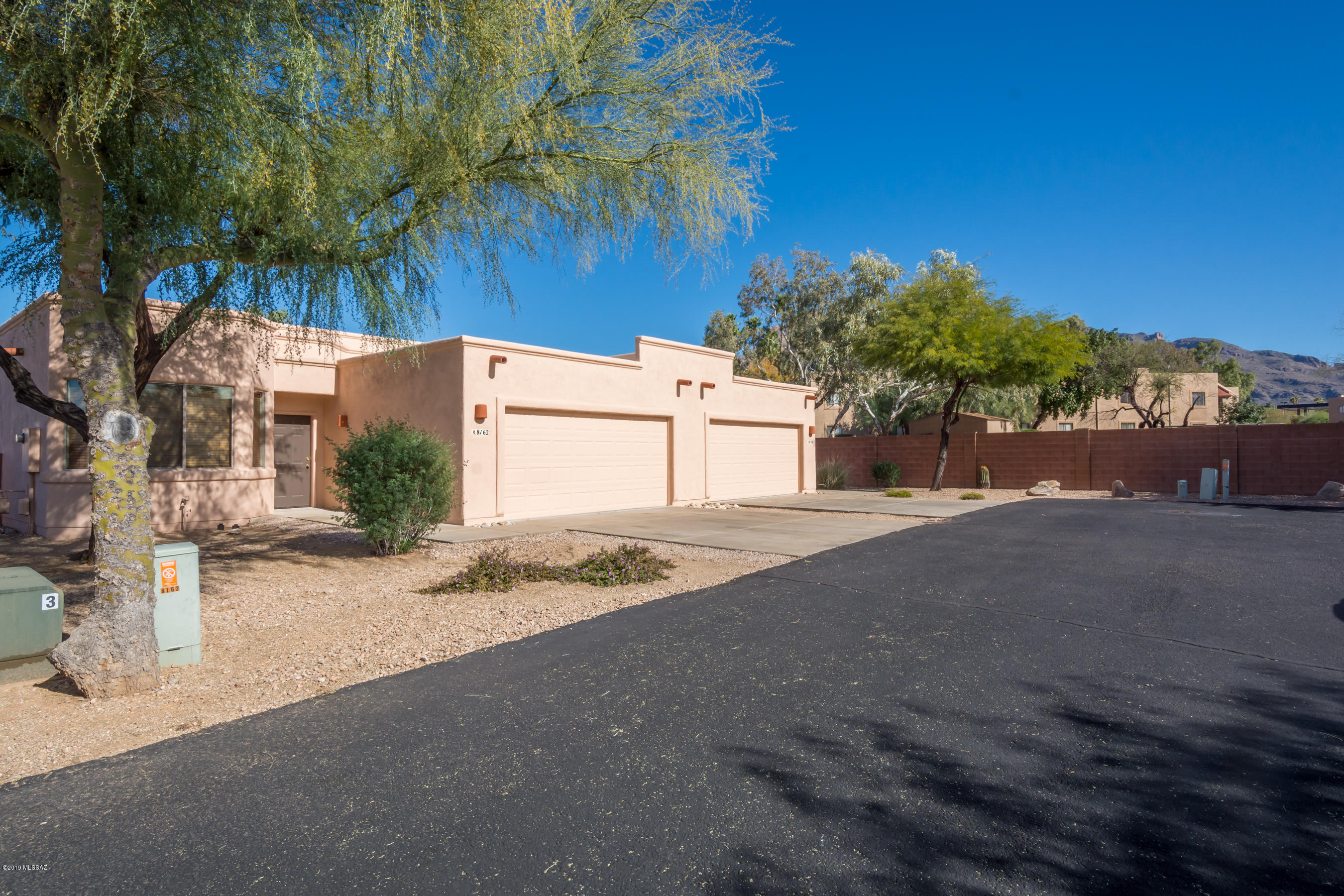 Peppersauce Townhomes(1-21) - Residential