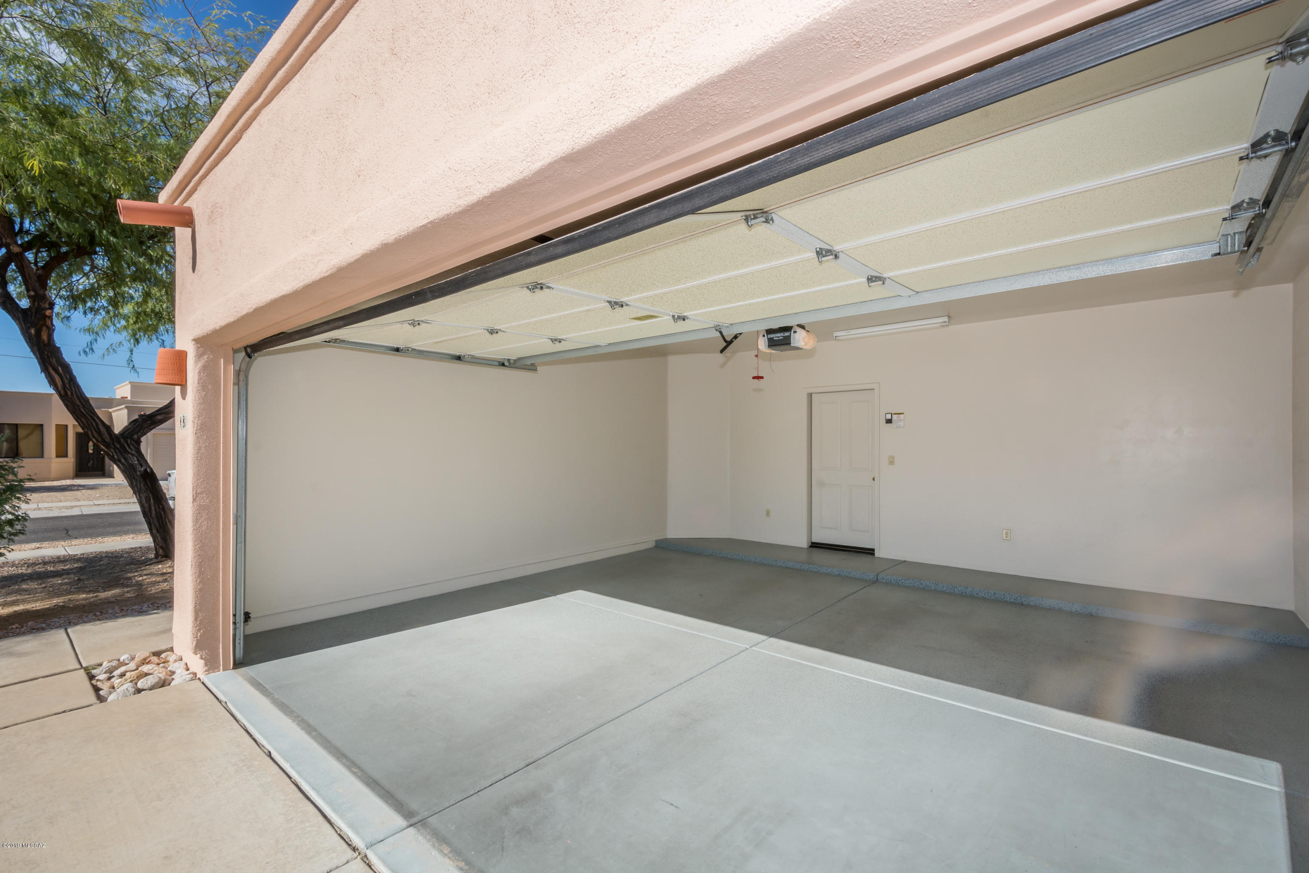 Peppersauce Townhomes(1-21) - Residential