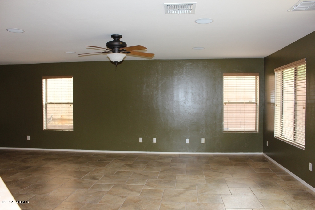 Rancho Paraiso (1-183) - Residential Lease