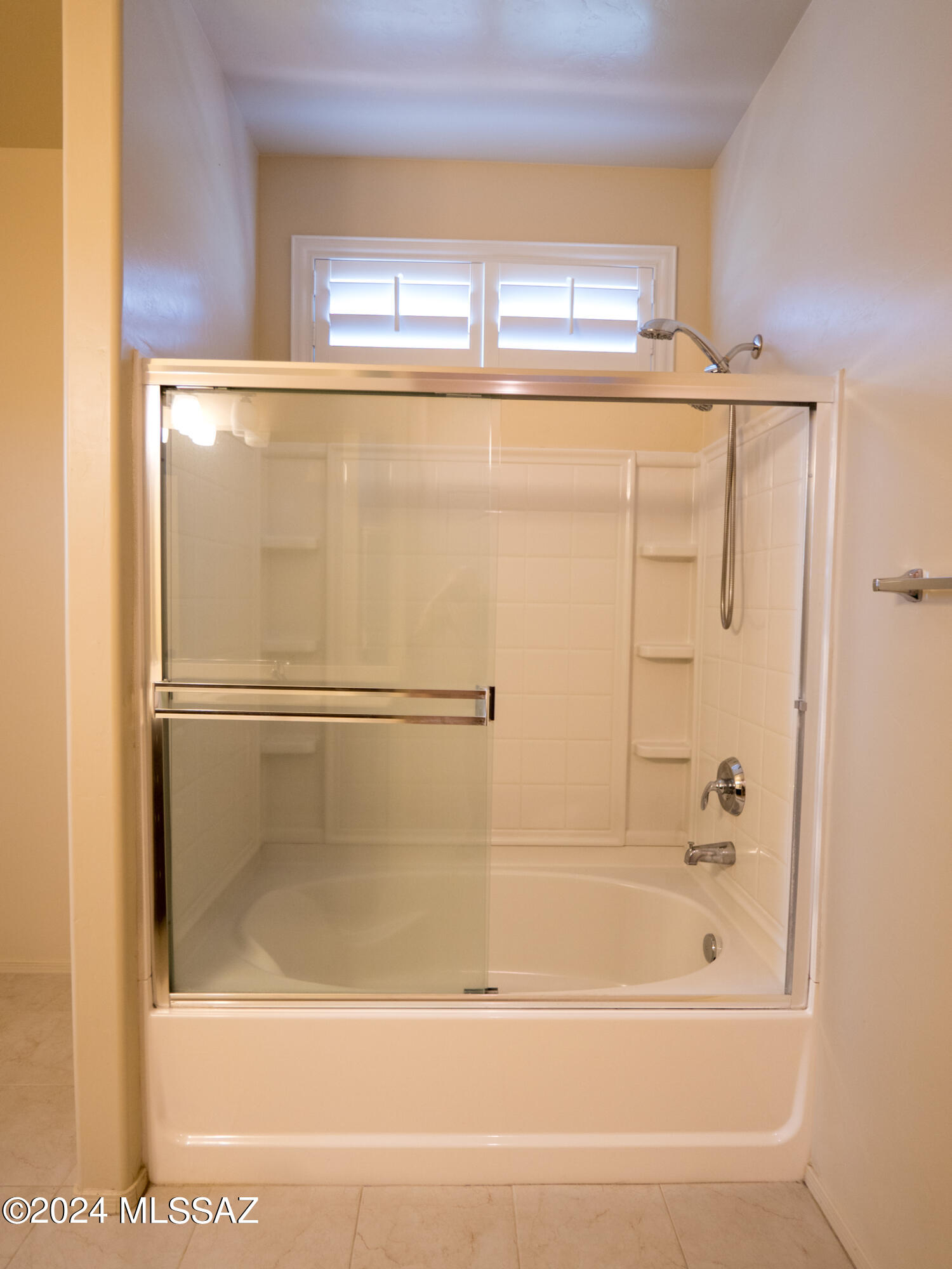 River Walk (1-140) - Residential Lease