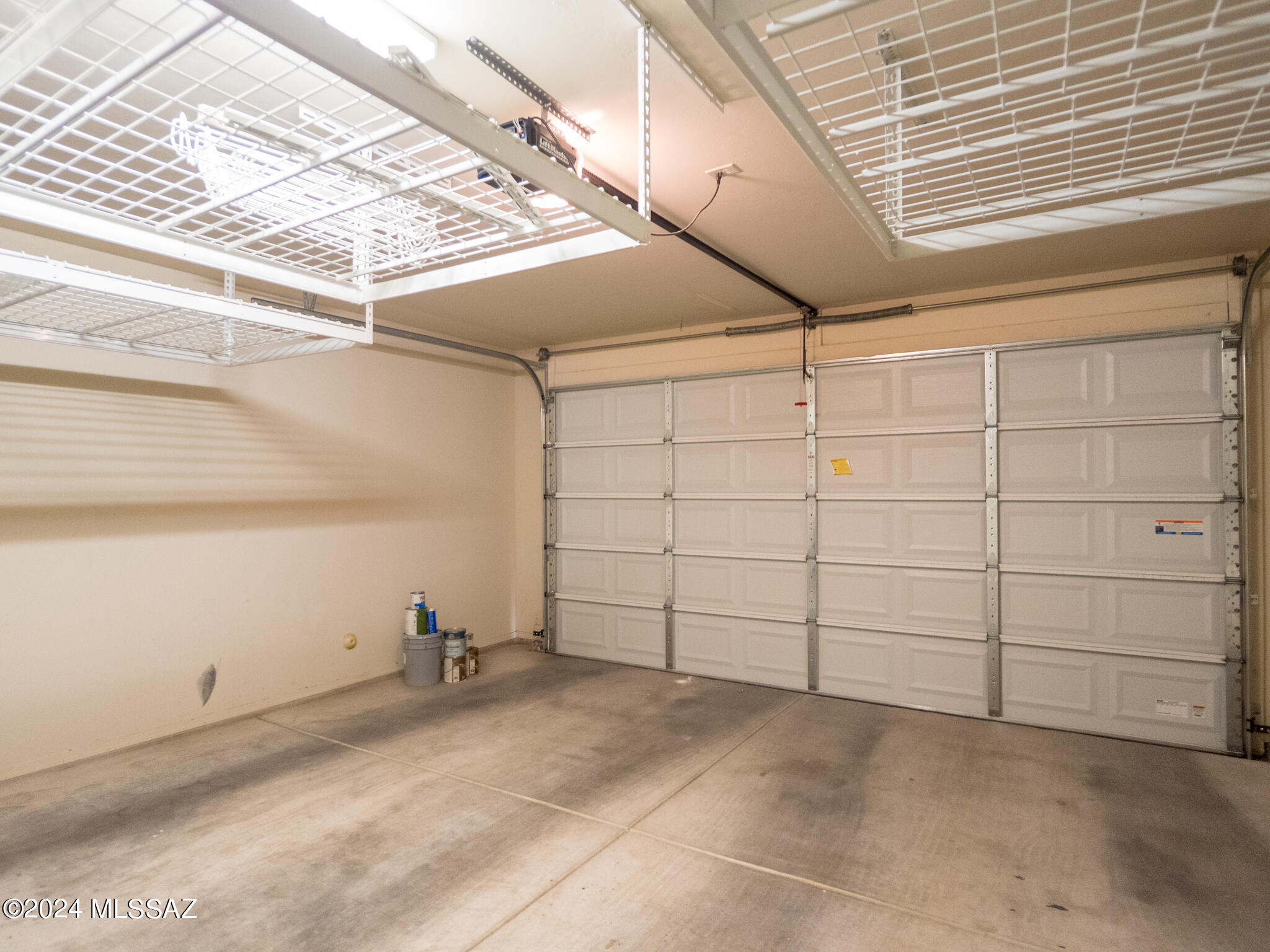 River Walk (1-140) - Residential Lease