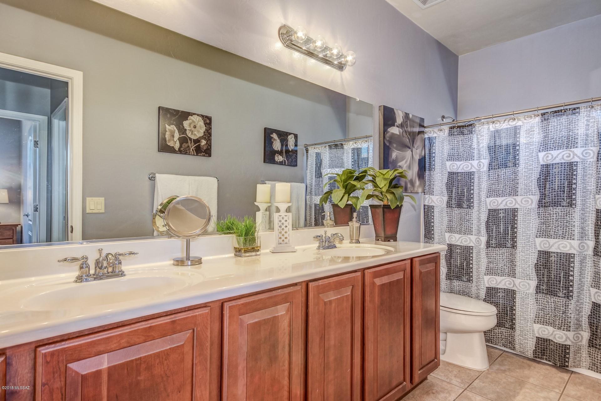 Encanto Del Lago (1-82) - Residential