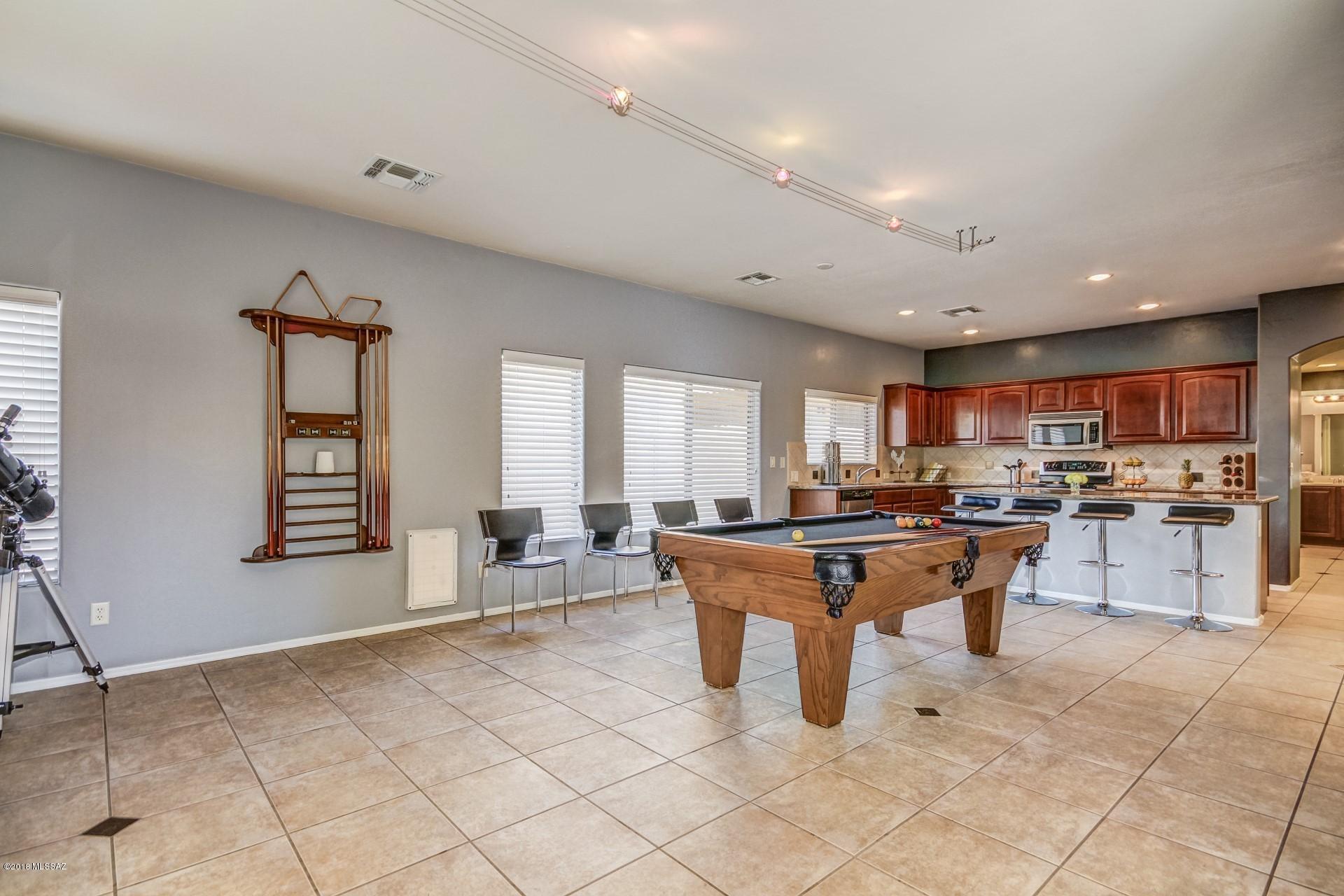 Encanto Del Lago (1-82) - Residential