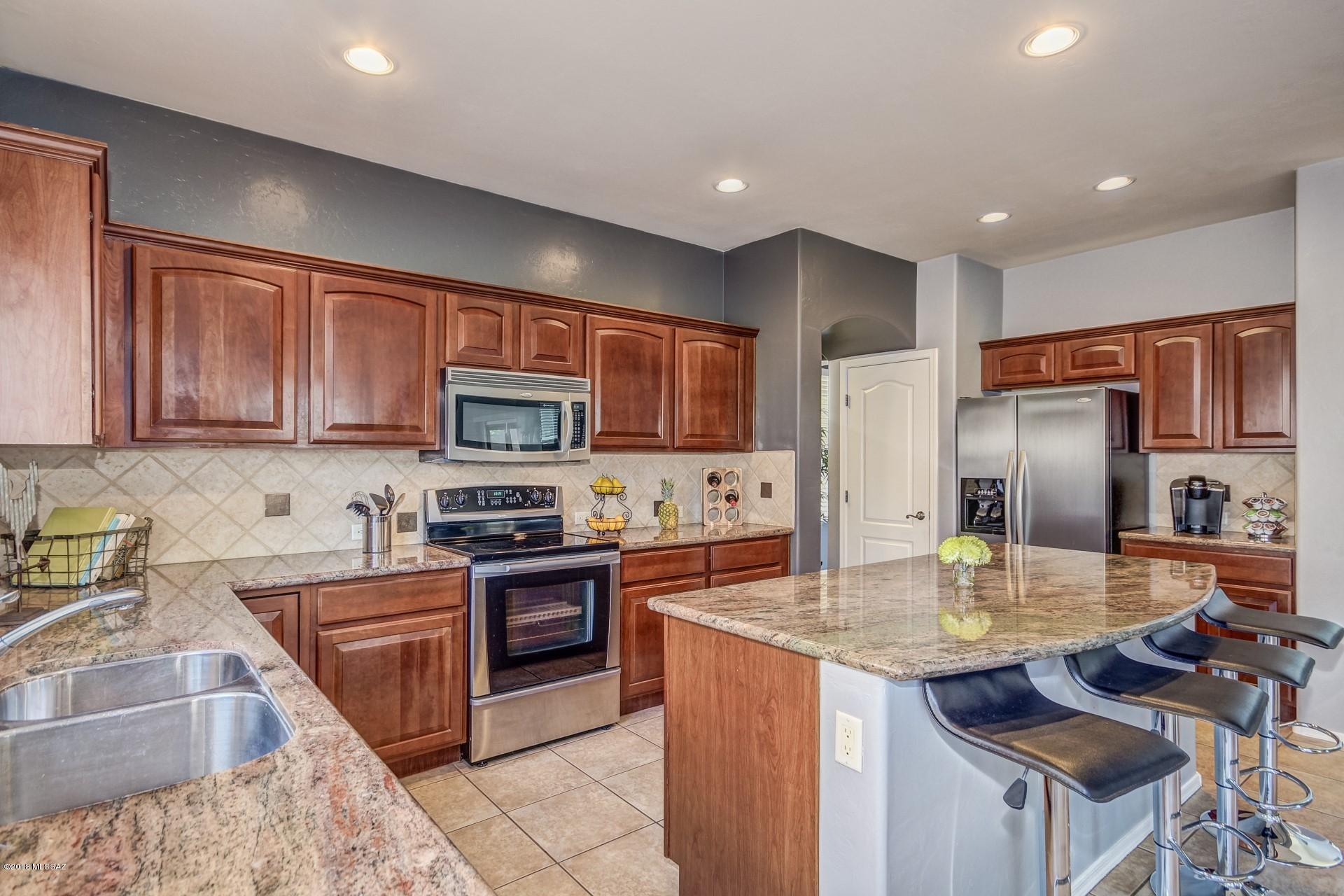 Encanto Del Lago (1-82) - Residential