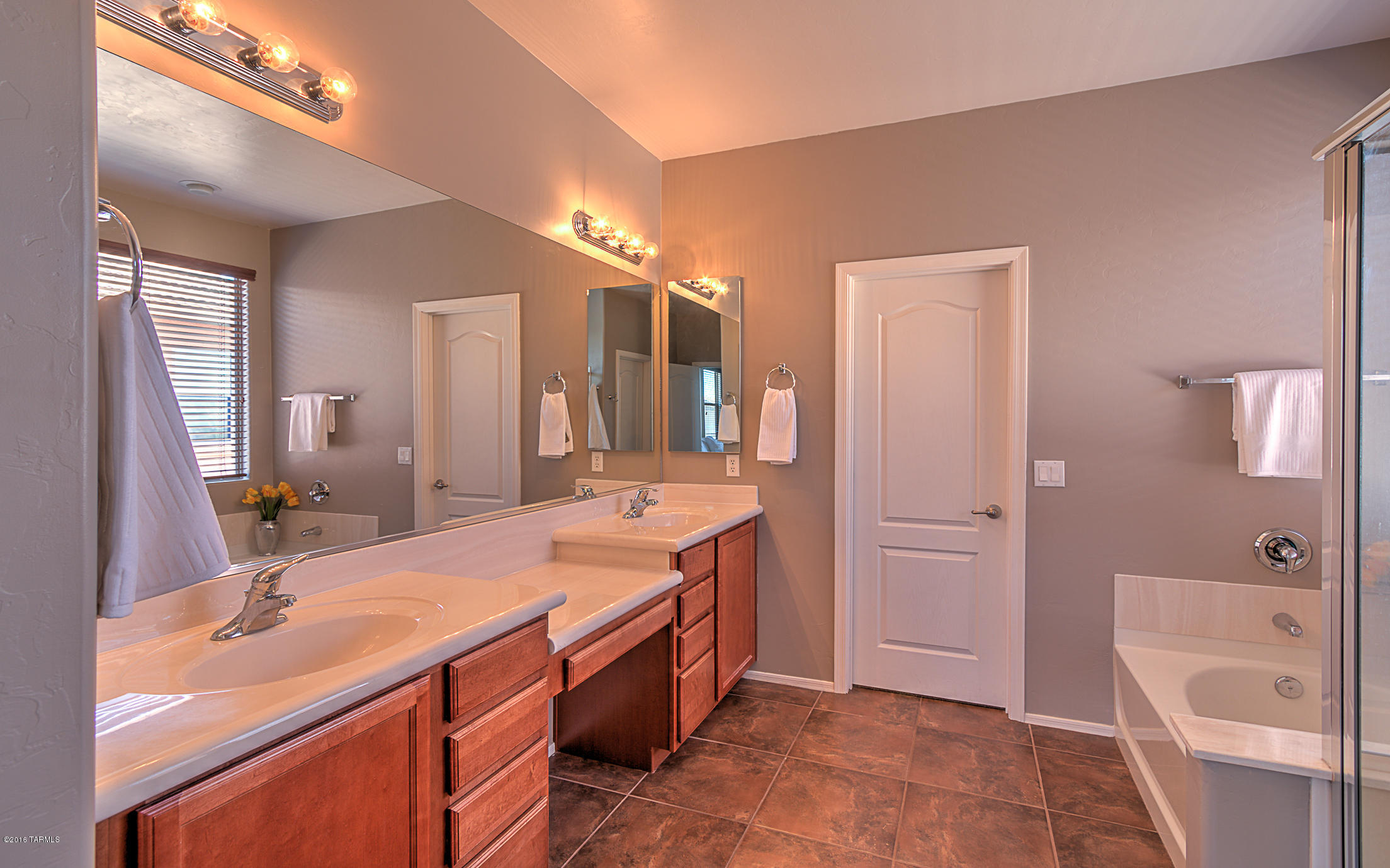 Rancho Del Lago (1-100) - Residential