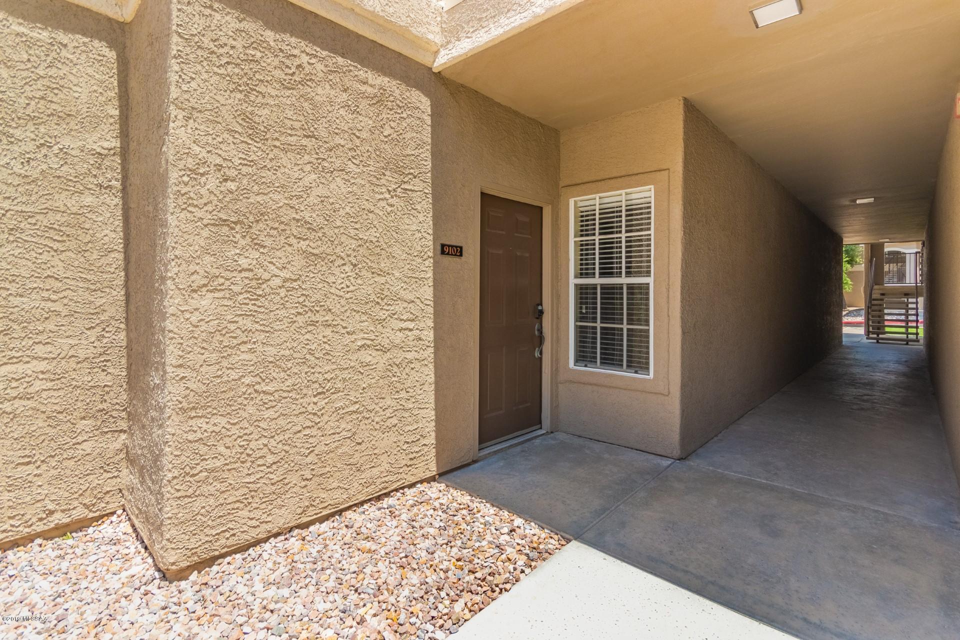 The Boulders at La Reserve Condominiums - Residential