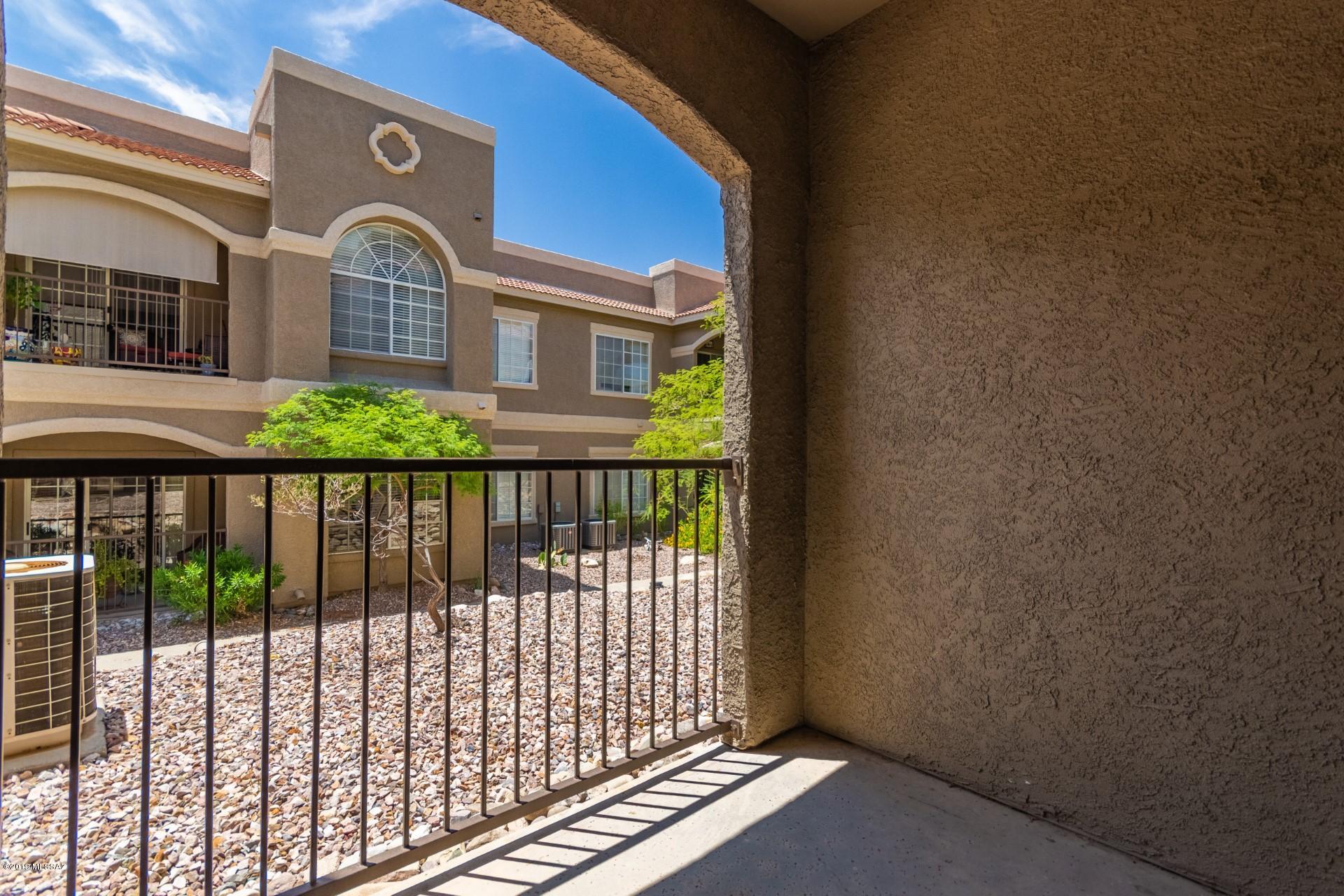 The Boulders at La Reserve Condominiums - Residential