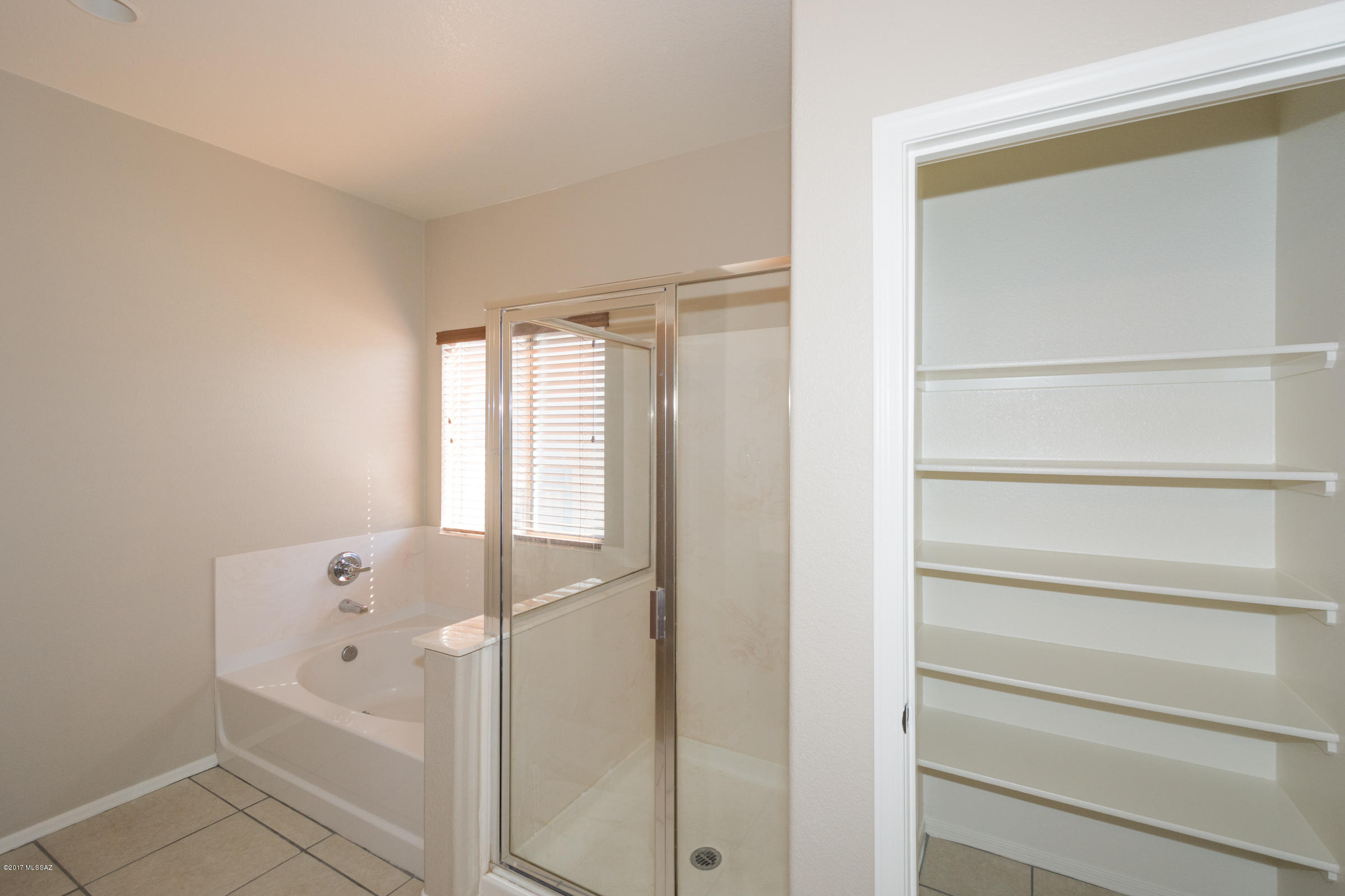 Mariposa Trail - Residential
