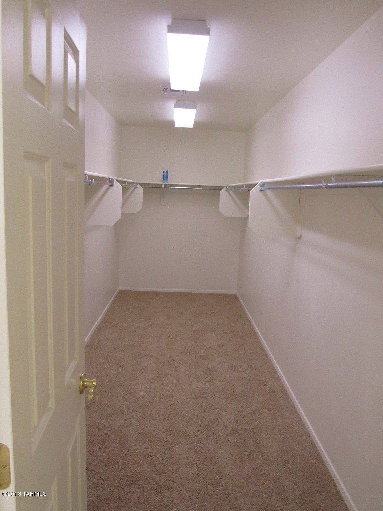 Black Horse (1-411) - Residential Lease