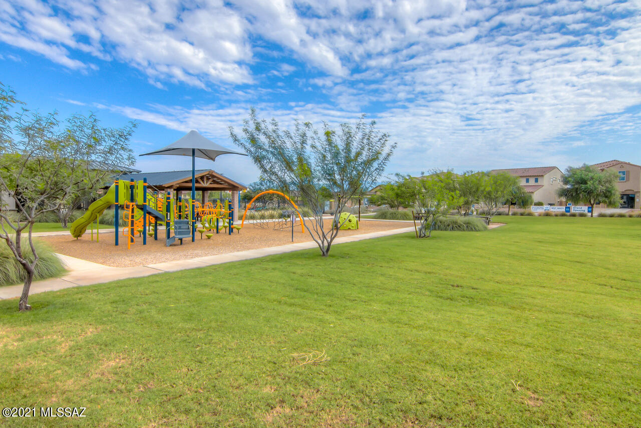 La Estancia De Tucson (1-330) - Residential