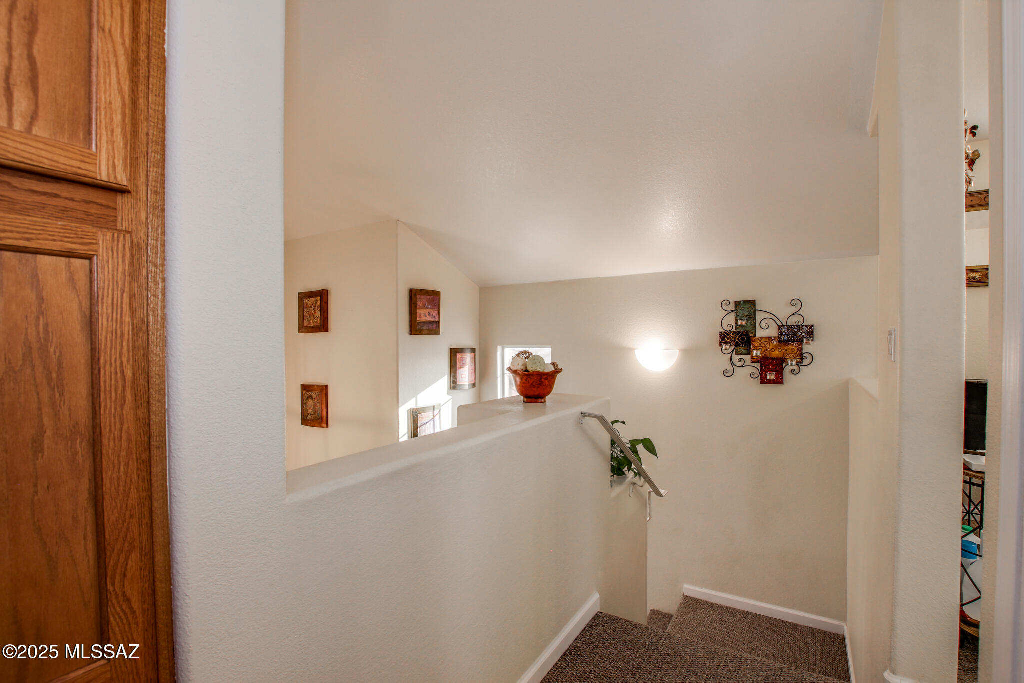 Hacienda Del Oro (1-879) - Residential