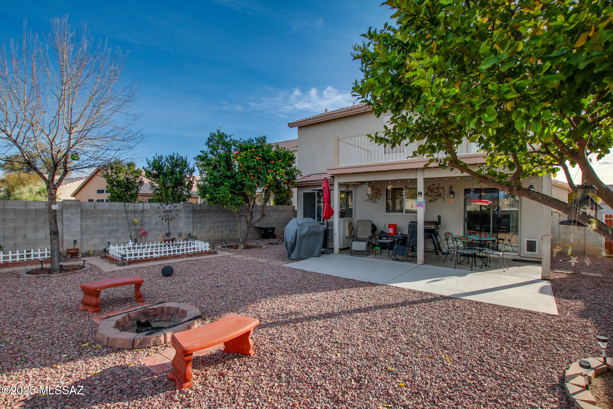 Hacienda Del Oro (1-879) - Residential