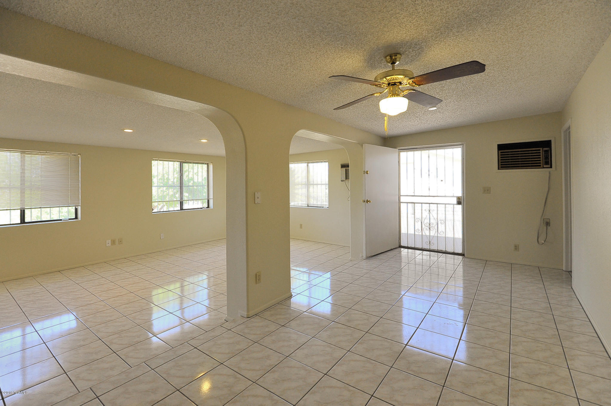 Casas Adobes West No.2 (284-438) - Residential Lease