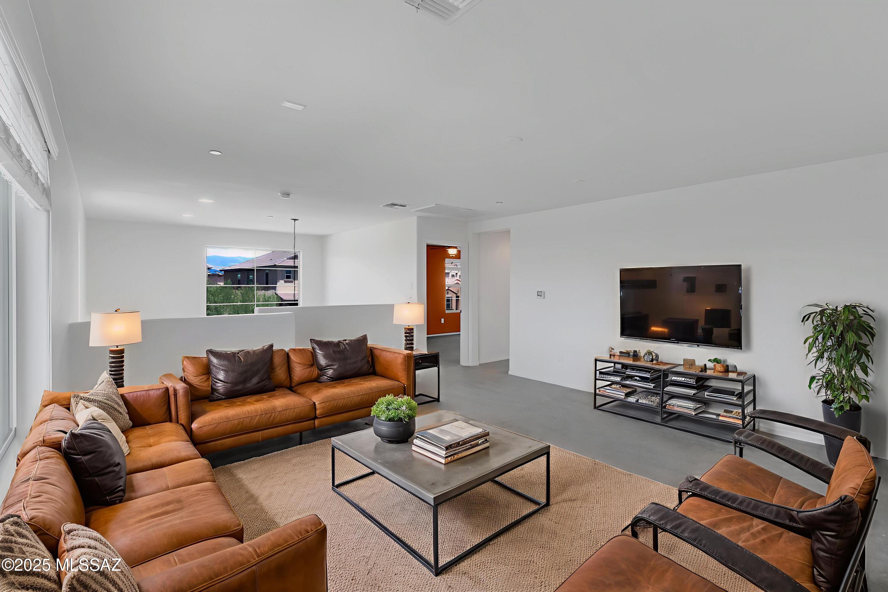 Rancho Del Lago (101-206) - Residential