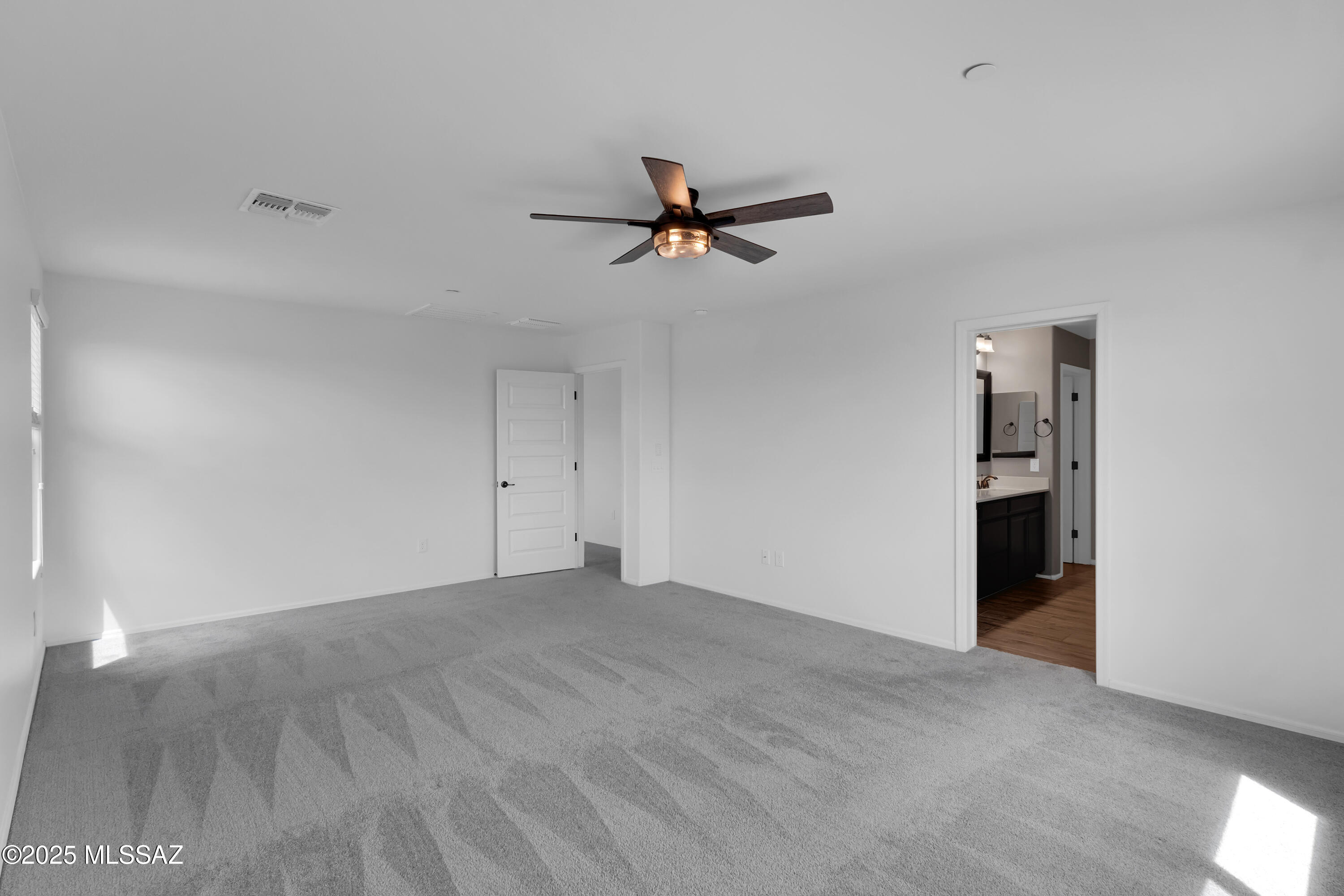 Rancho Del Lago (101-206) - Residential