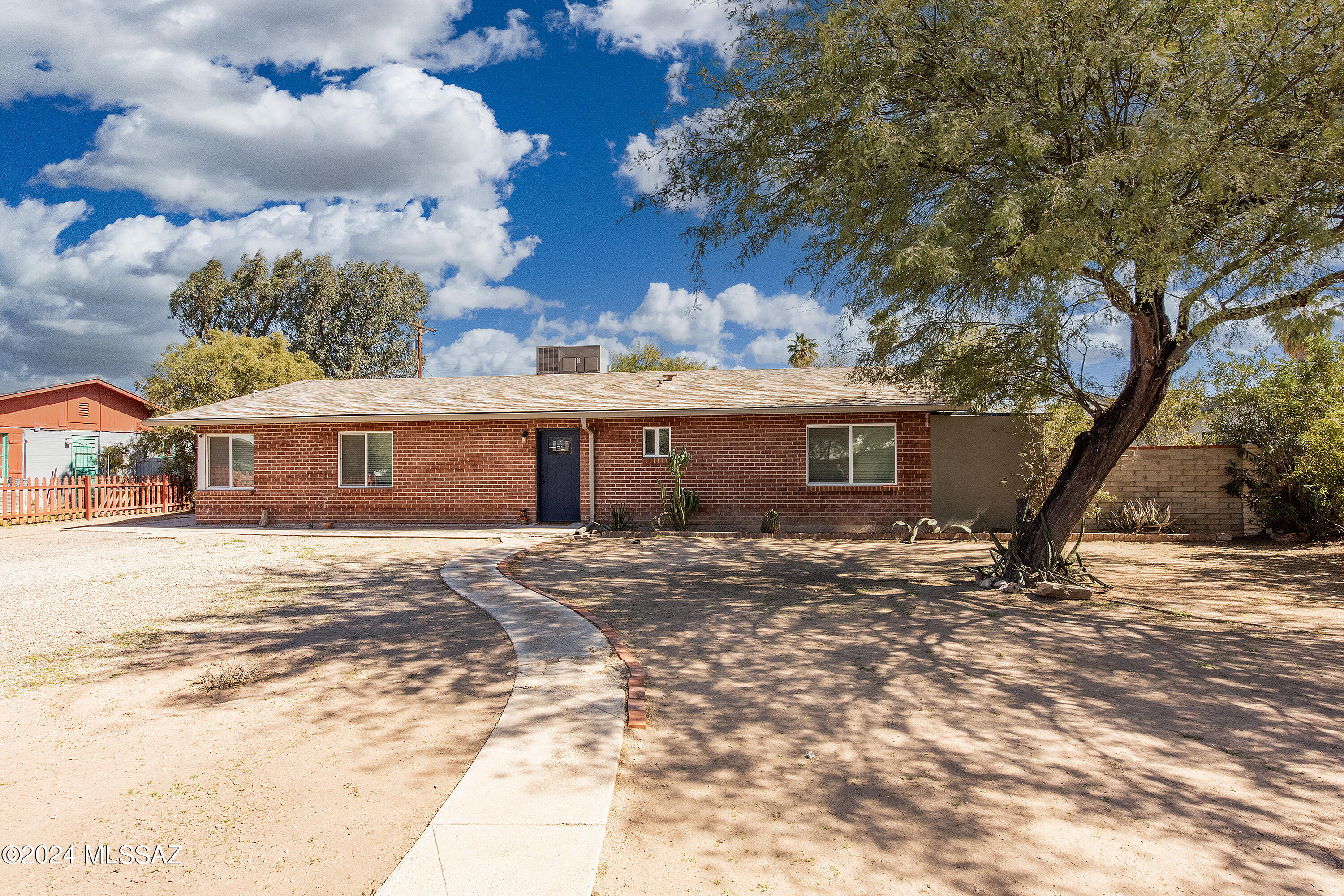 Flowing Wells Village - Residential