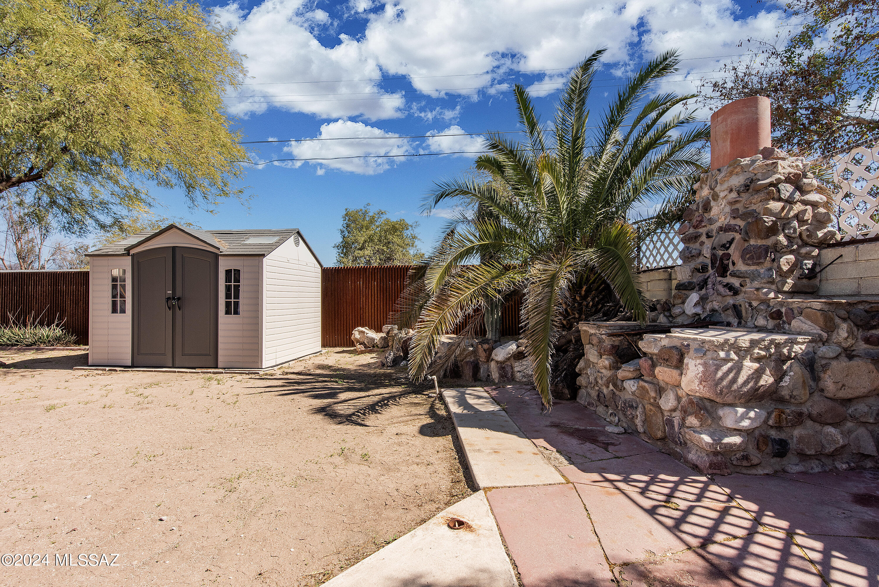 Flowing Wells Village - Residential