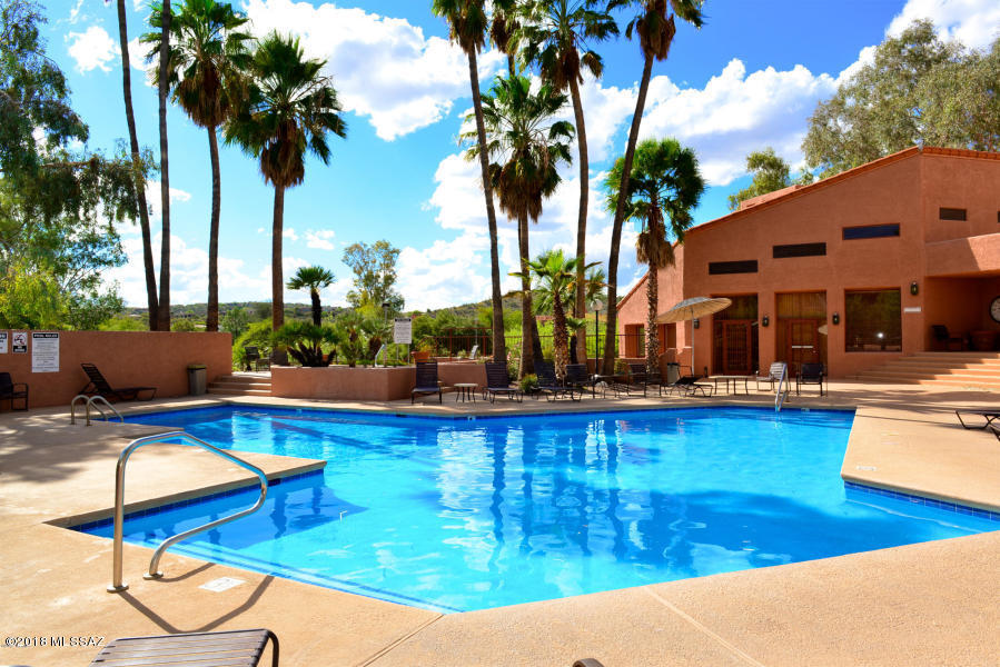 Ventana Vista Condominiums - Residential