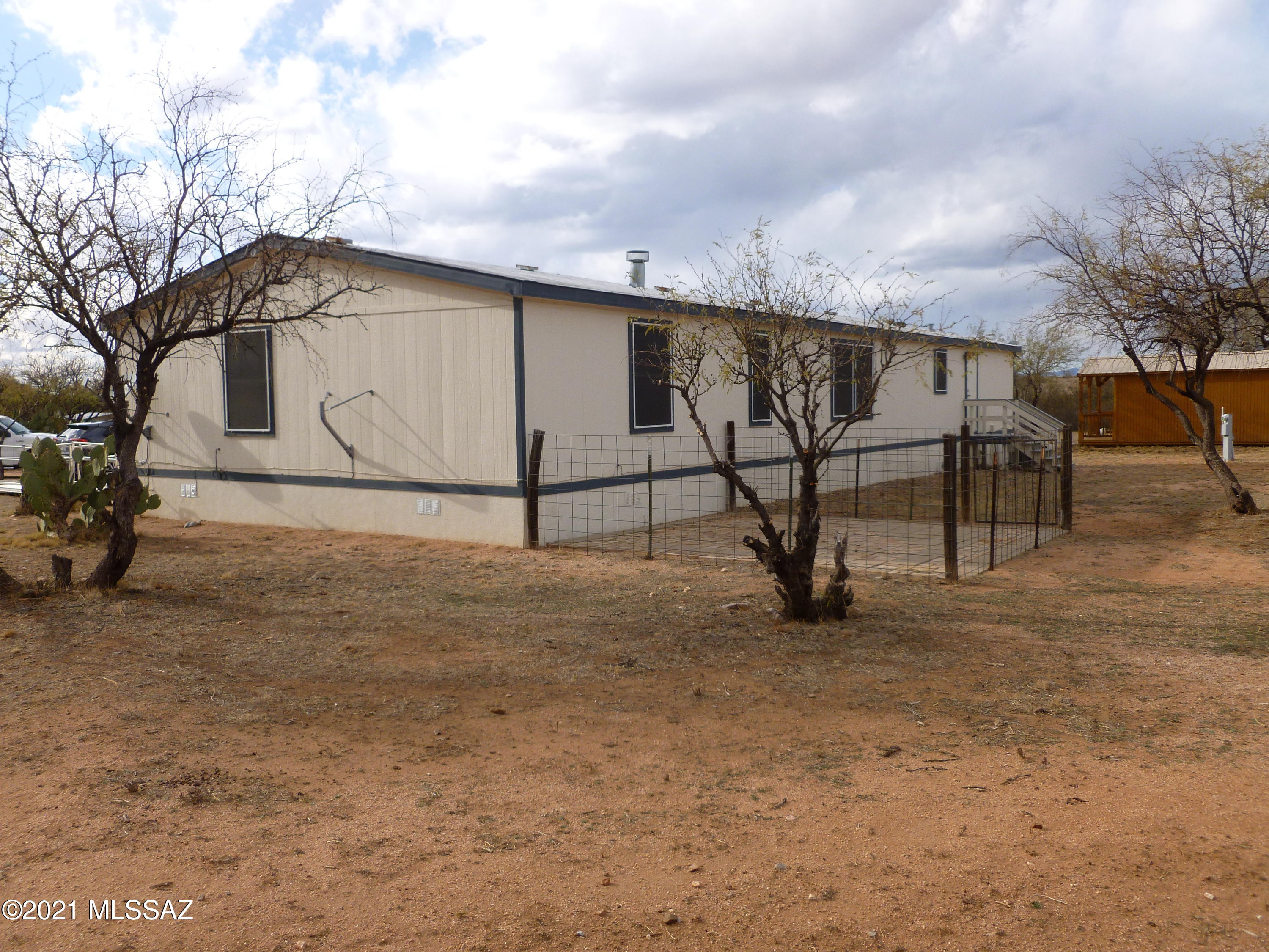 J - Six Ranchettes Unit NO. 7 (205-221, 237-423) - Residential