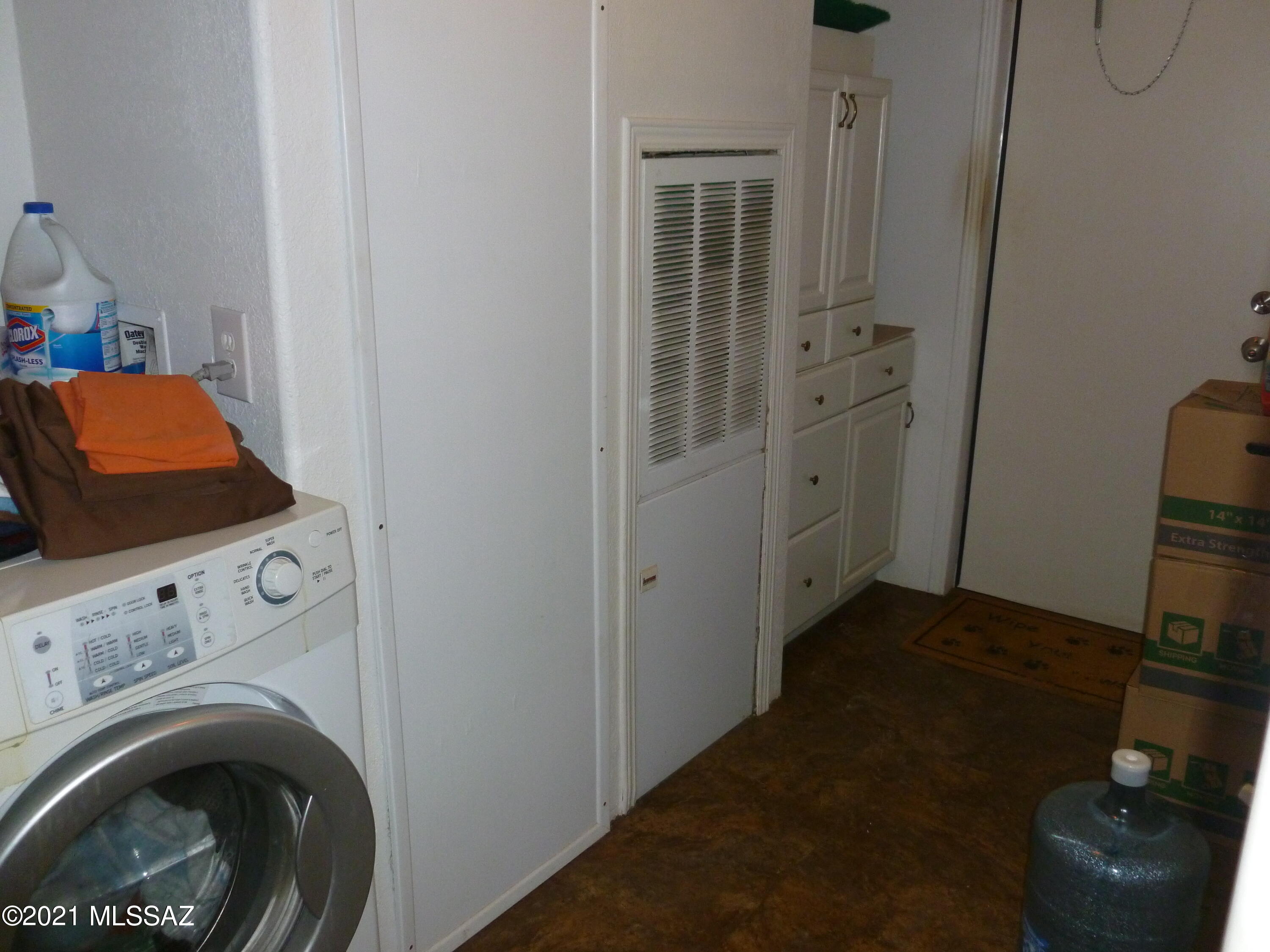 J - Six Ranchettes Unit NO. 7 (205-221, 237-423) - Residential