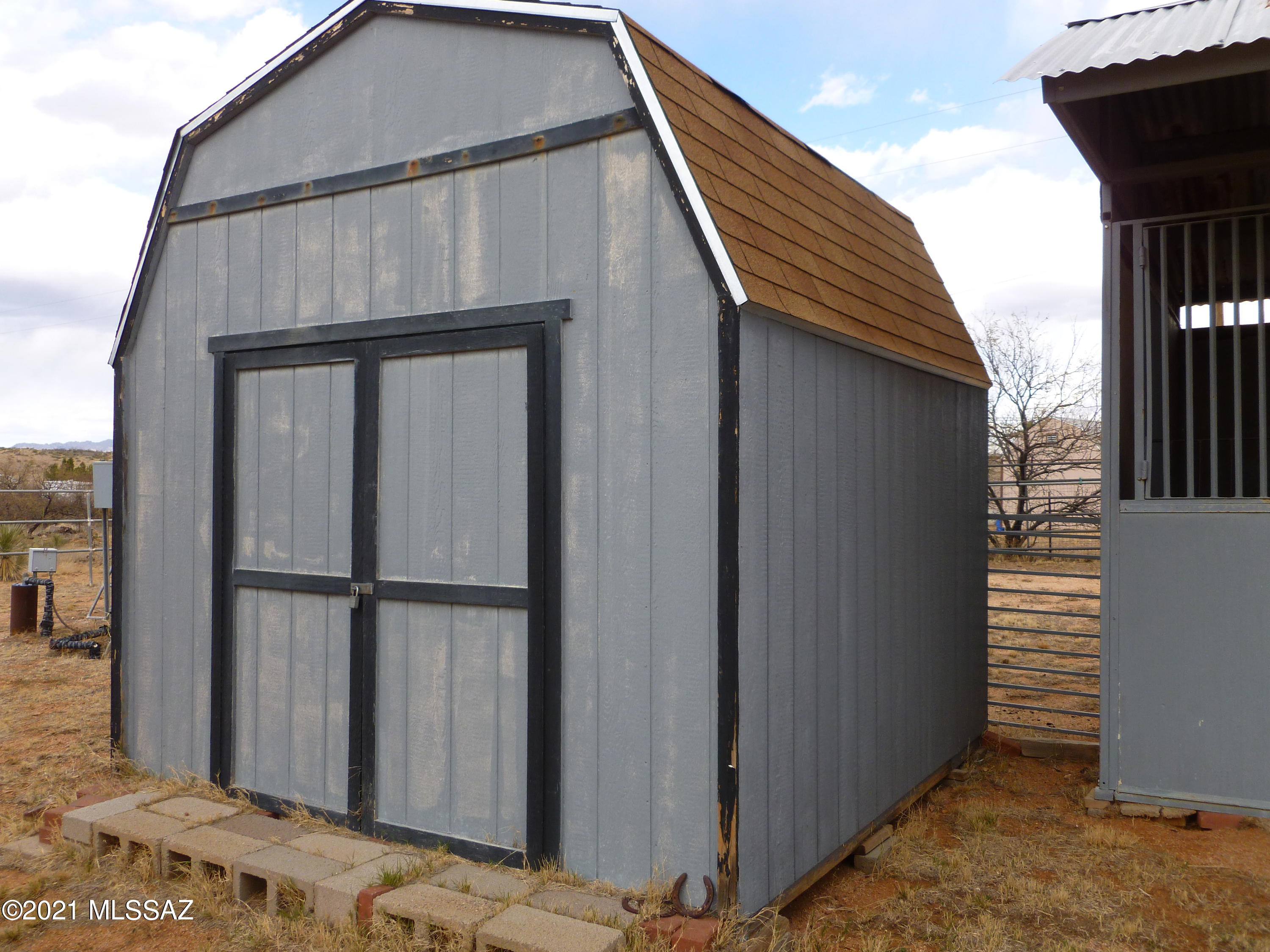 J - Six Ranchettes Unit NO. 7 (205-221, 237-423) - Residential