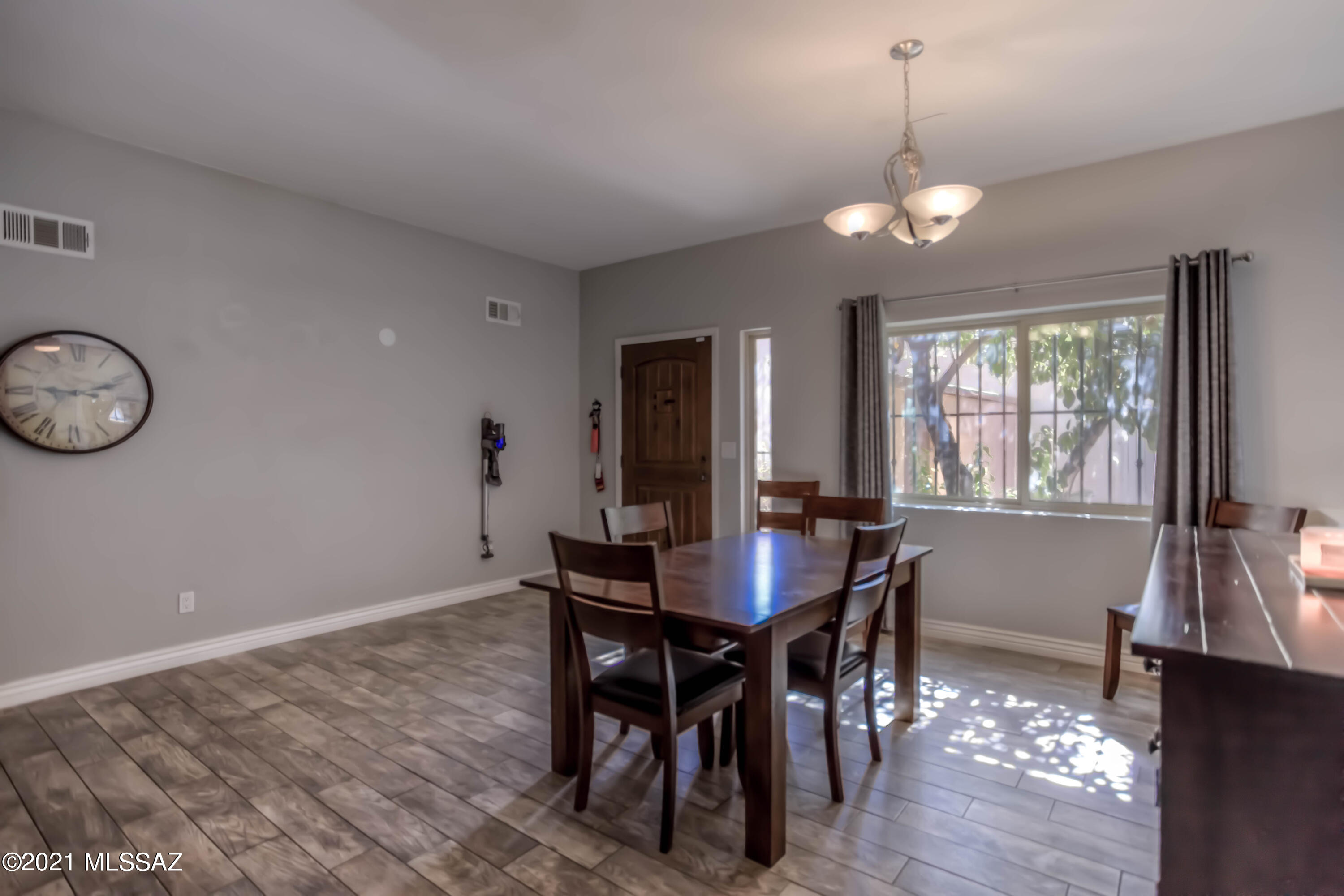 Arcadia Square (1-100) - Residential
