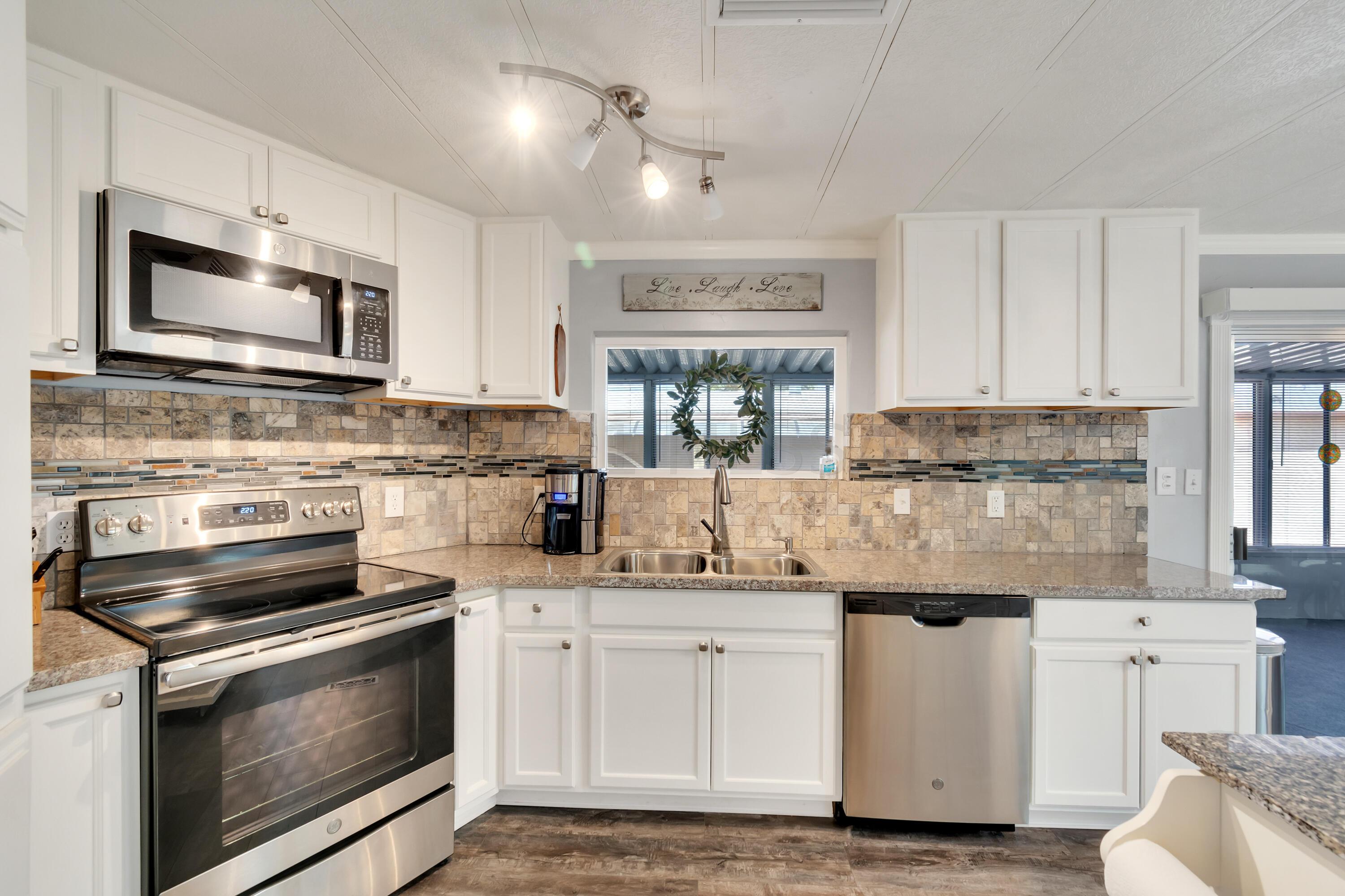 Green Valley Mobile Estates (312-437) - Residential