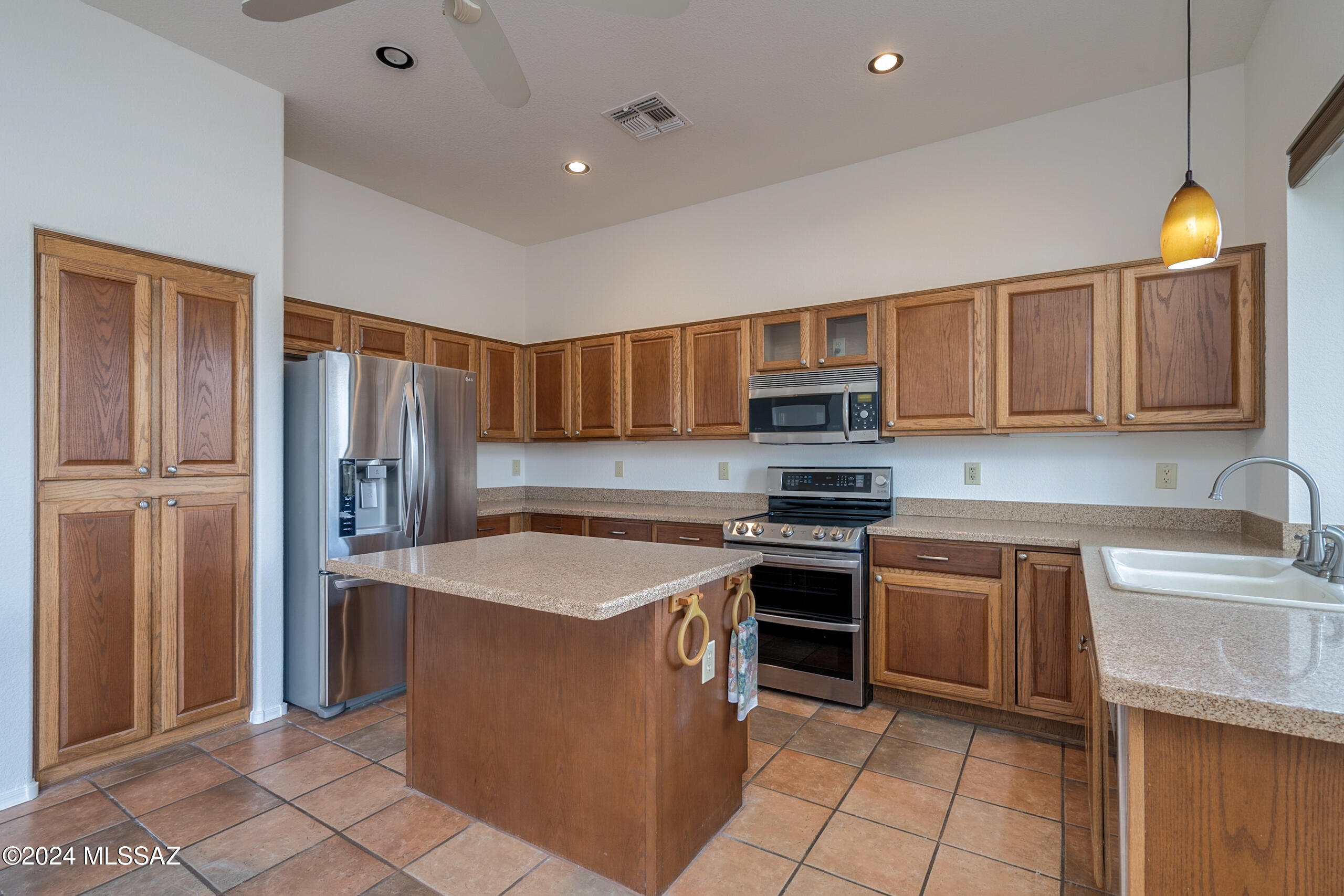 Saddlebrooke - Residential