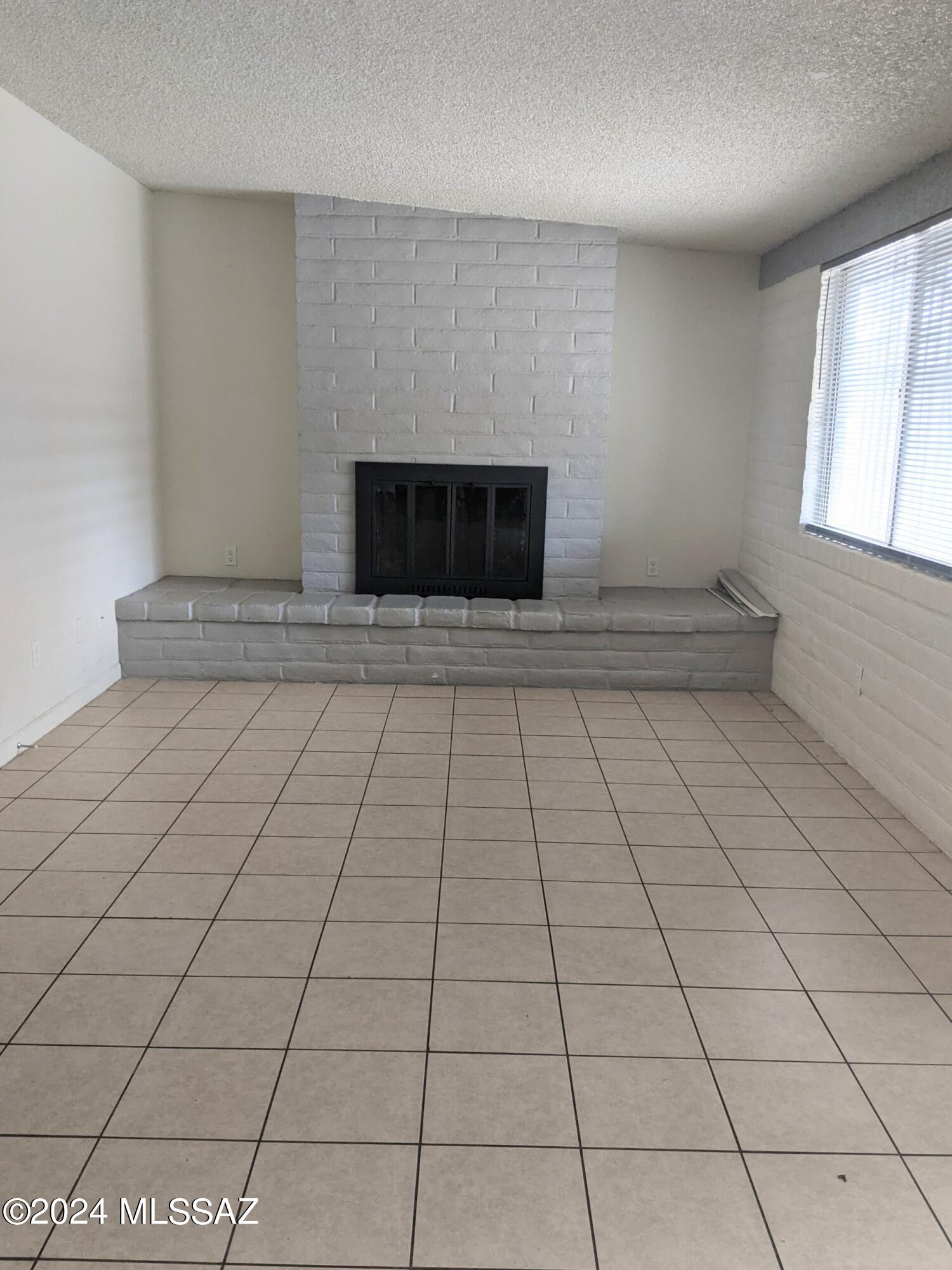 Northmanor - Residential Lease