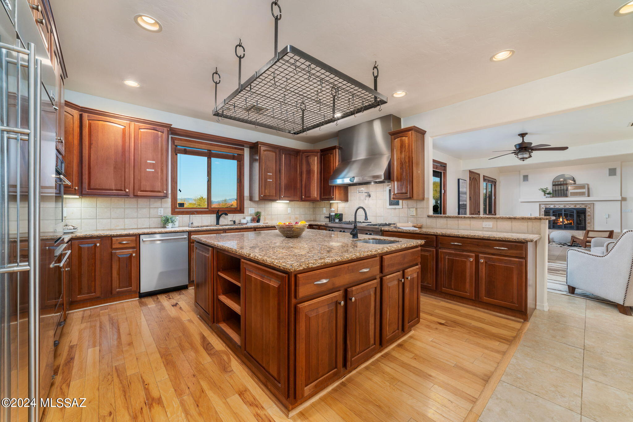 New Tucson Unit NO. 30 - Residential