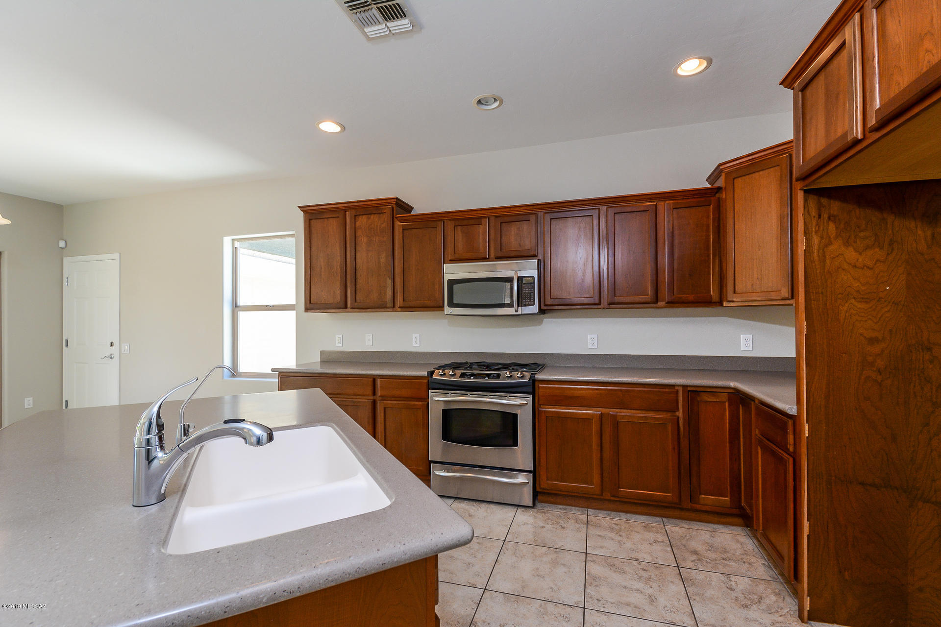 Sierra Morado Unit 2 East - Residential