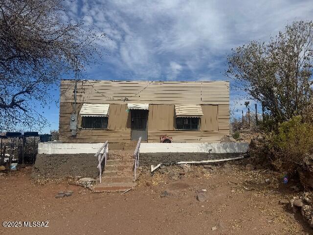 Perched atop the hill, this adorable 3-bed, 2-bath home offers breathtaking city views from every angle. Home features a nostalgic charm with a spacious great room and open kitchen with most appliances and plenty of storage space. Security door and bars on windows.  Step outside and enjoy the twinkling city lights. Buyer to verify all items that are of material importance.
