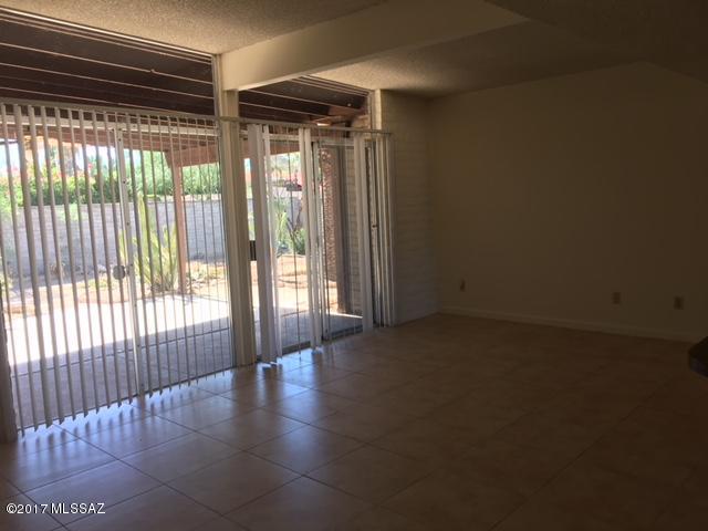 Verde Vista BLK.1 (1-100, 123) - Residential Lease