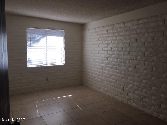 Verde Vista BLK.1 (1-100, 123) - Residential Lease