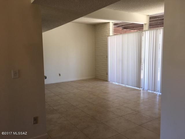 Verde Vista BLK.1 (1-100, 123) - Residential Lease