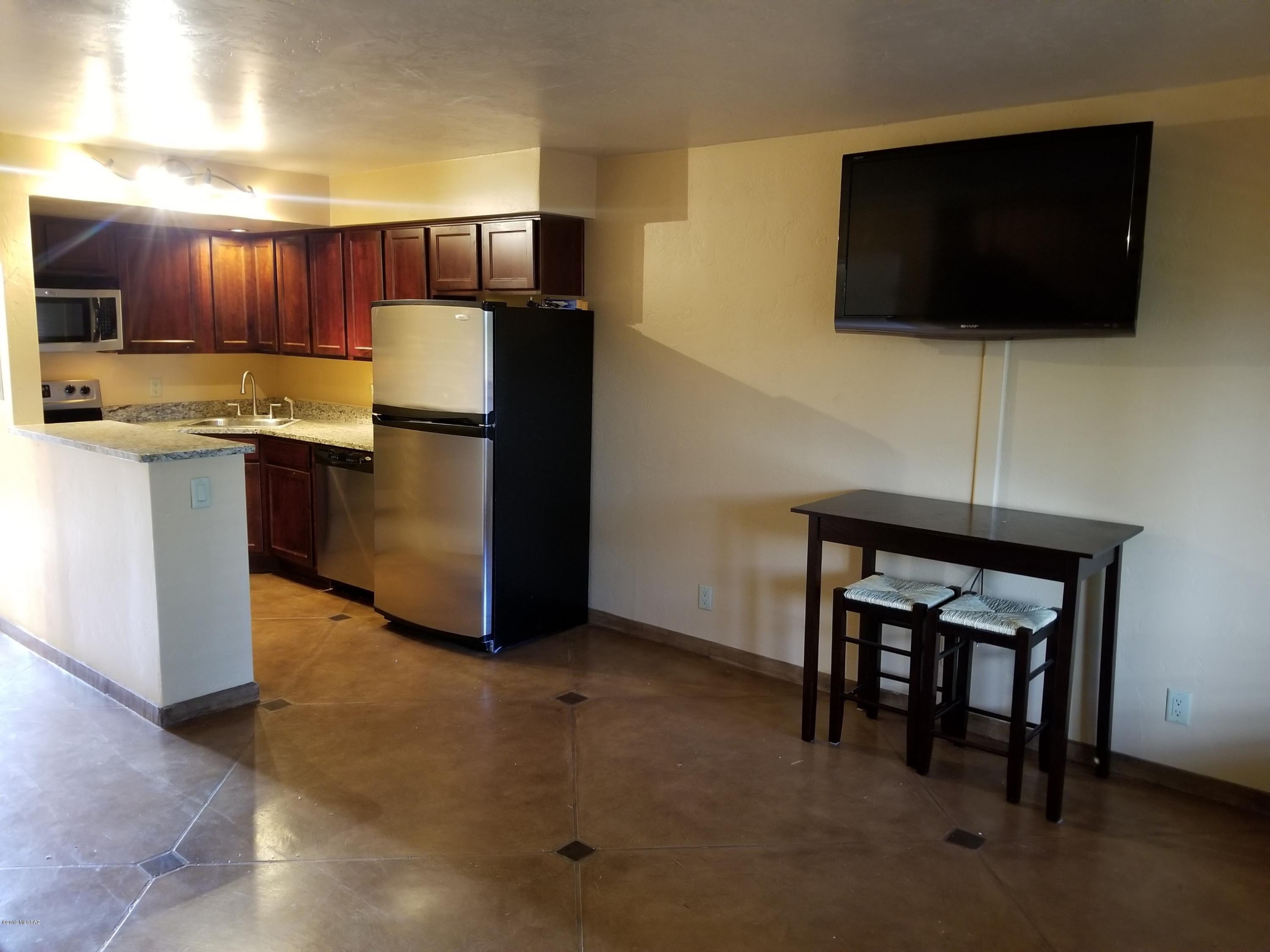 10th Street Condominiums - Residential