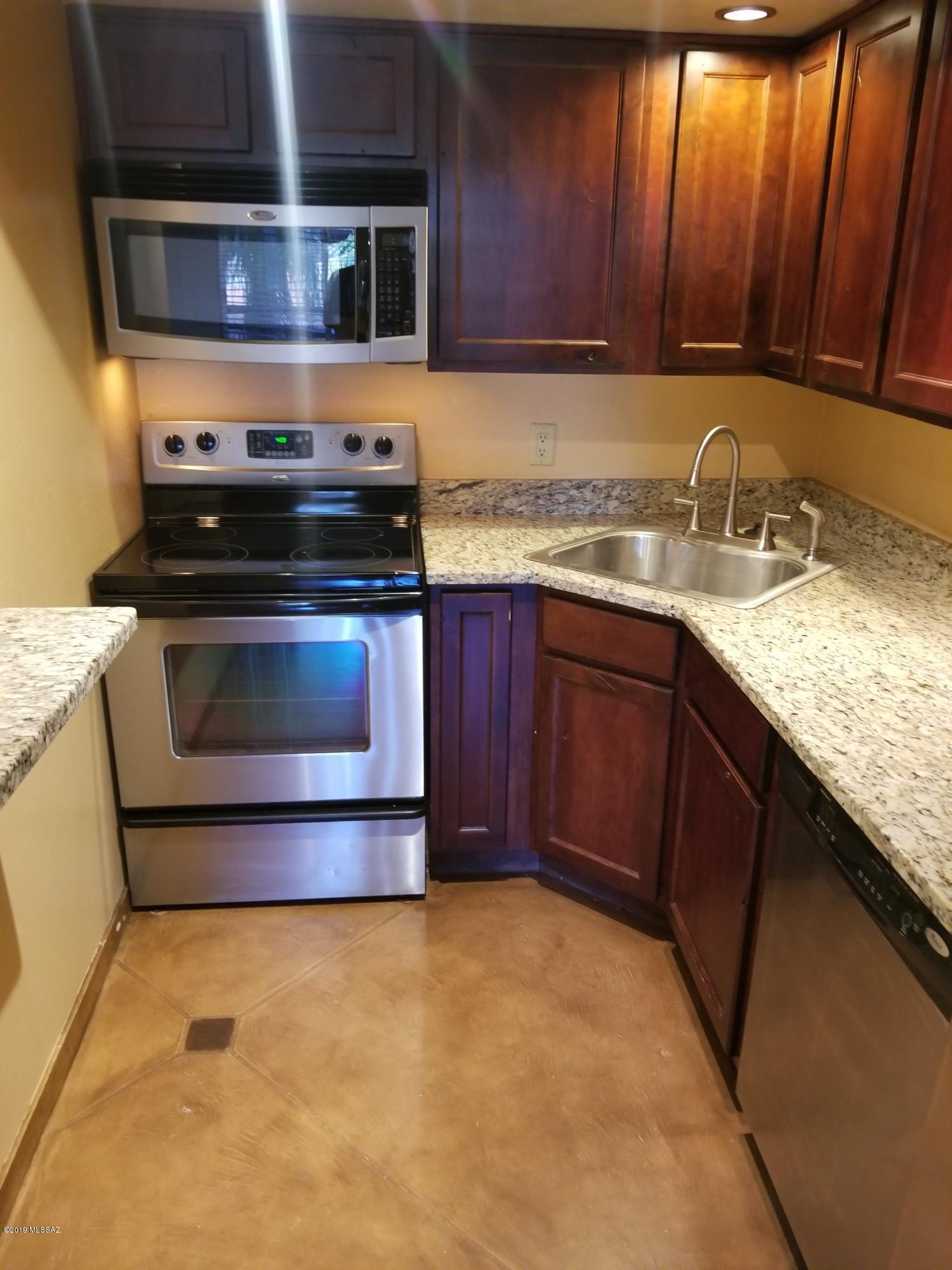 10th Street Condominiums - Residential