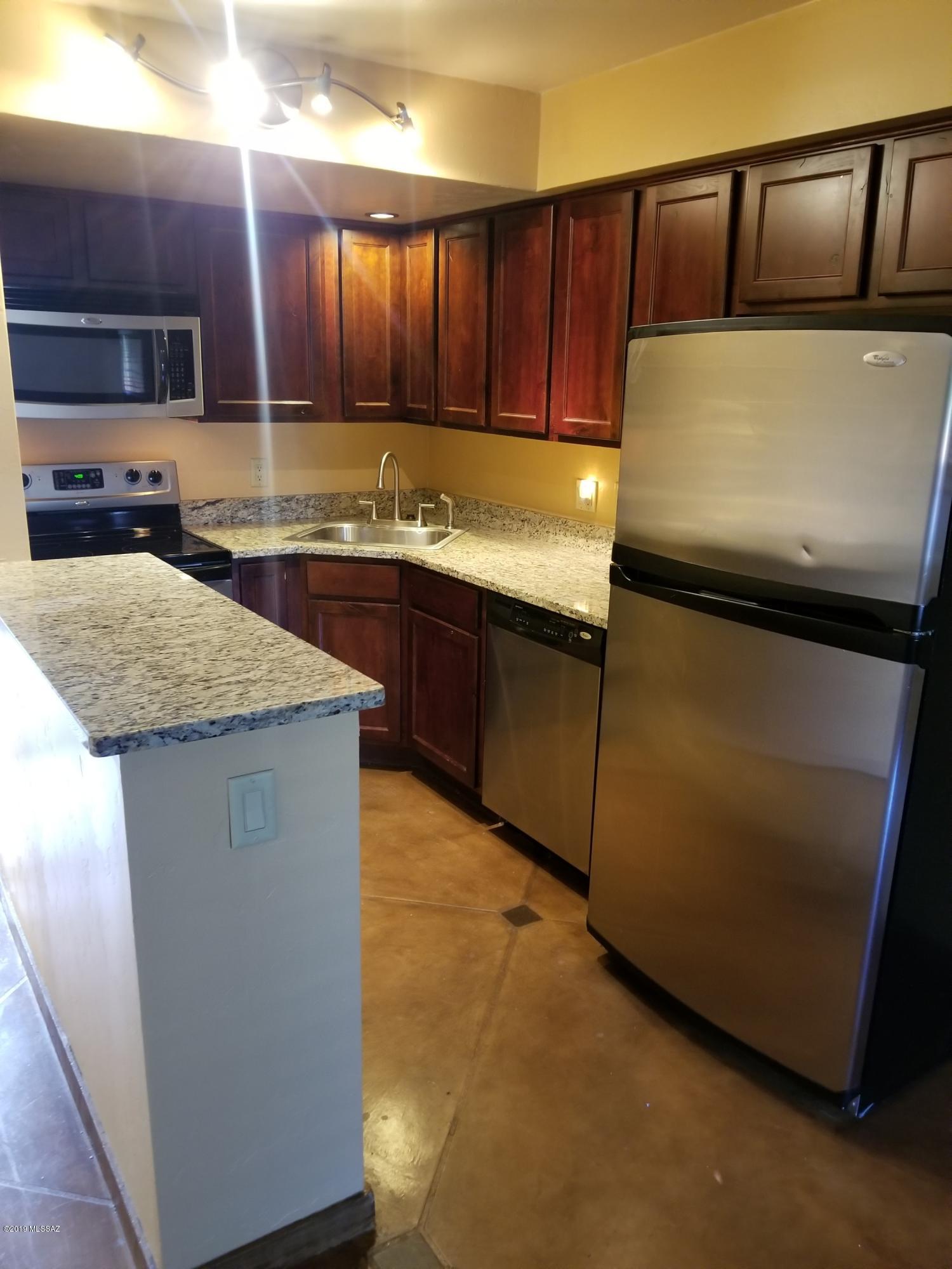 10th Street Condominiums - Residential